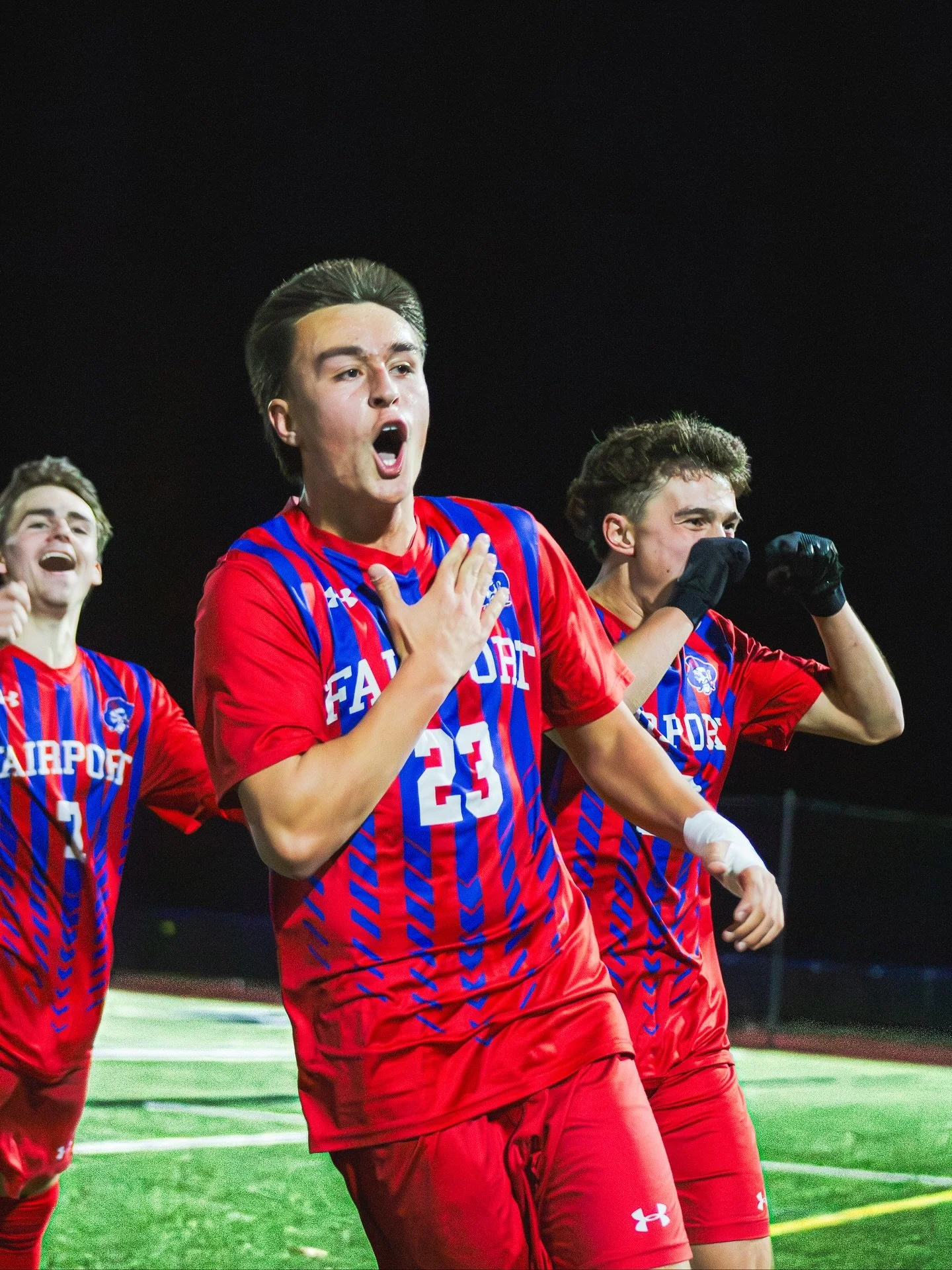 them raiders are different 🤷&zwj;♂️

@fairportsoccer seizes the sectional title over mcq