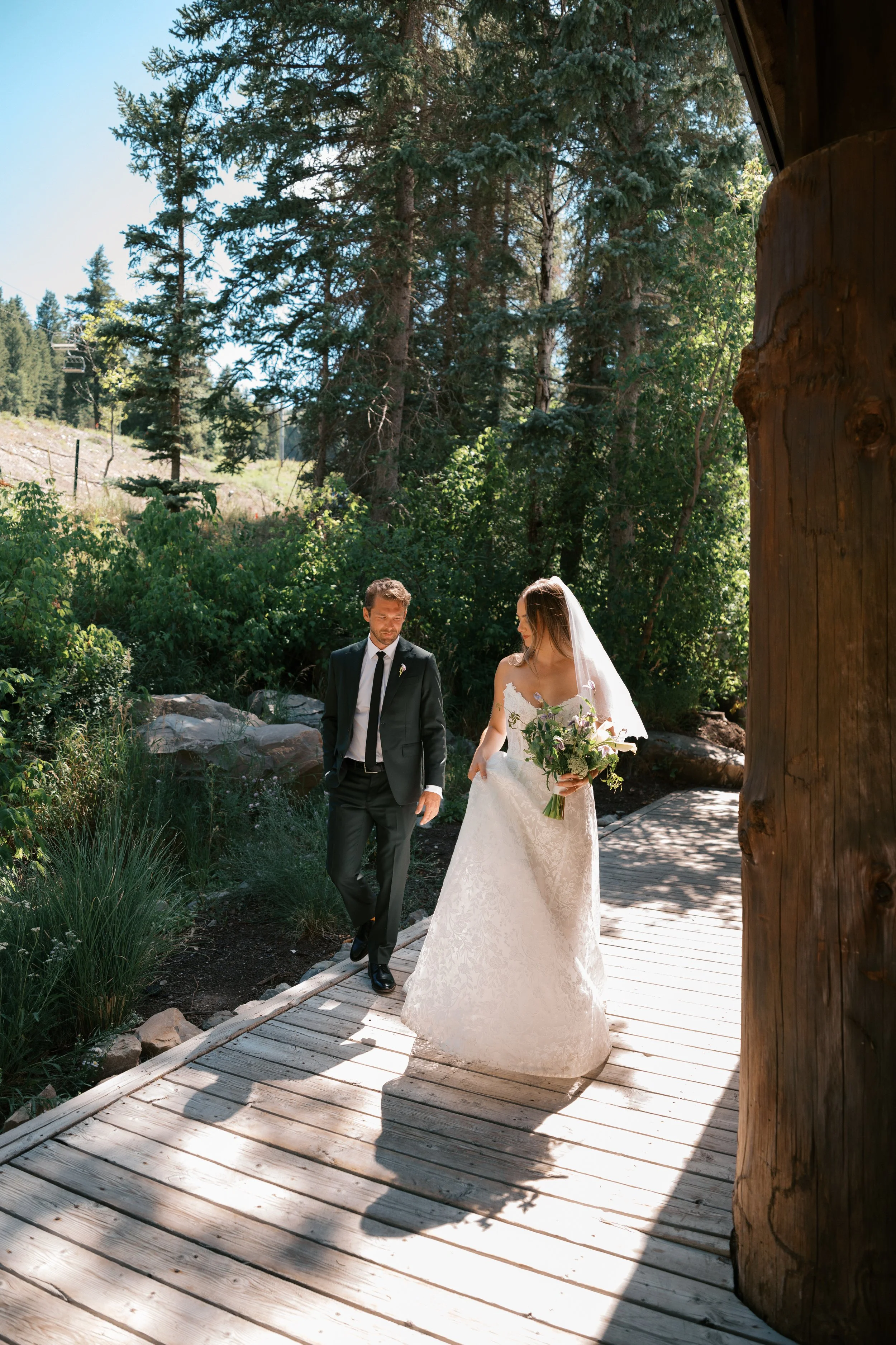 SarahJaneAustin_0012_AlyssaSorensonPhoto.jpg