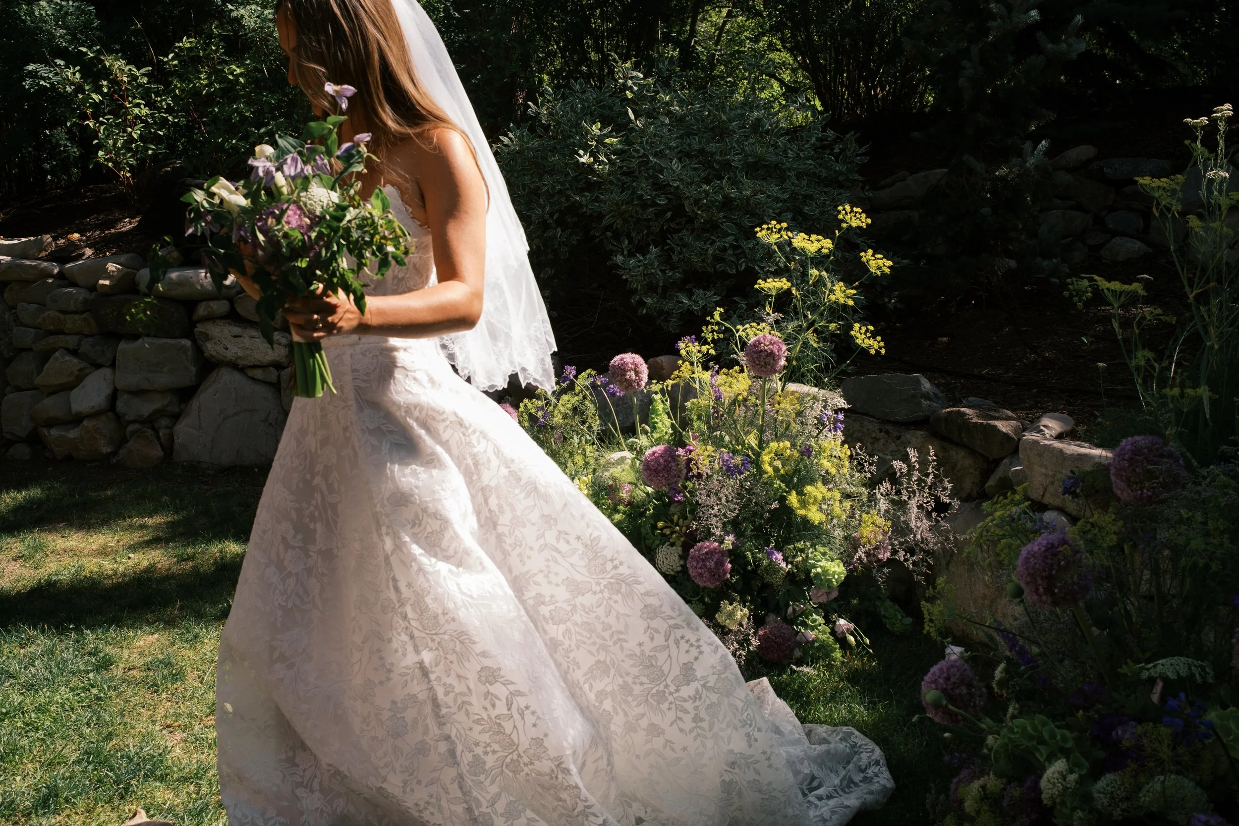 SarahJaneAustin_0019_AlyssaSorensonPhoto.jpg