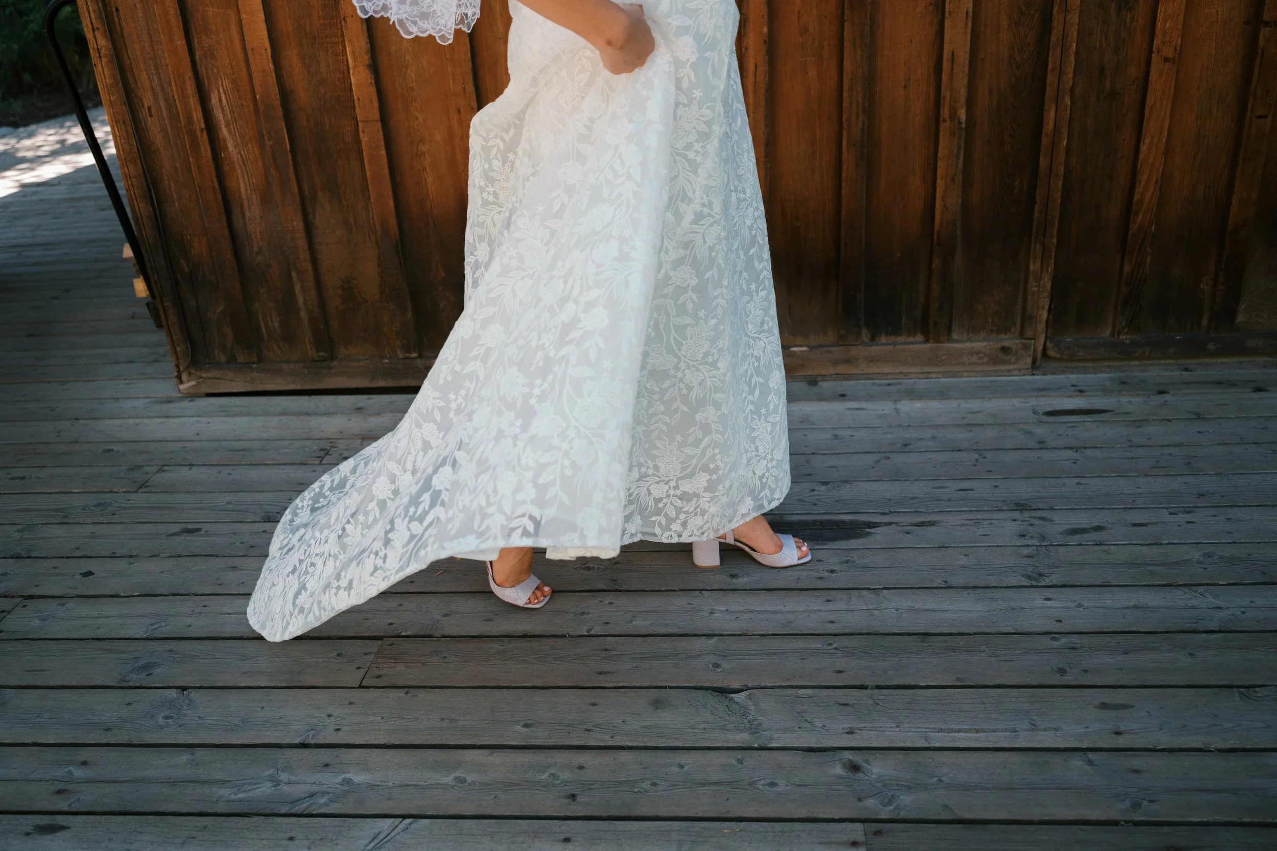 SarahJaneAustin_0010_AlyssaSorensonPhoto.jpg