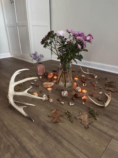 acorns and horn.jpg