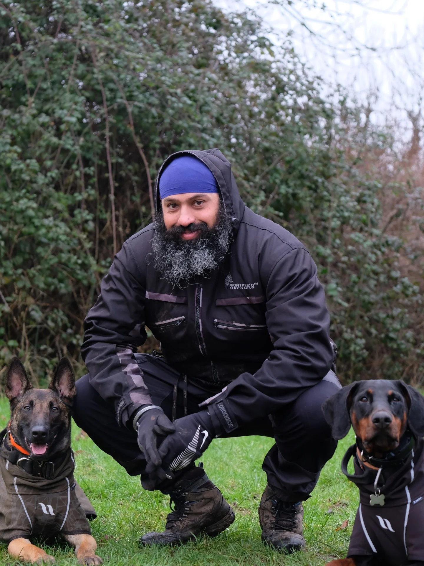 The Girls 💙 Inka and Maya 💎💫

📸 @hettieshounds 

@inka_frontierk9 @maya_frontierk9 

#europeandoberman #belgianmalinois #dogtrainer