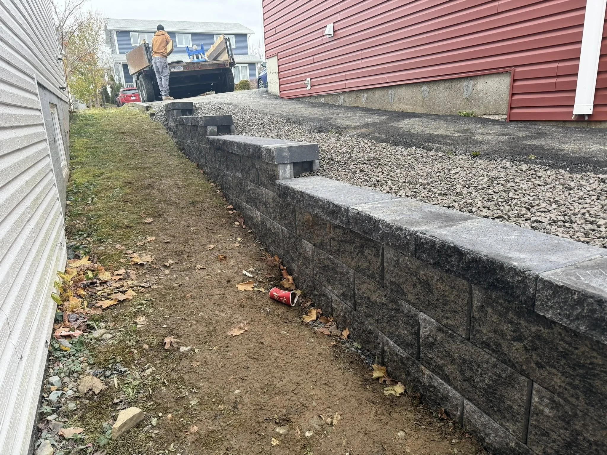 retaining_wall2.jpg