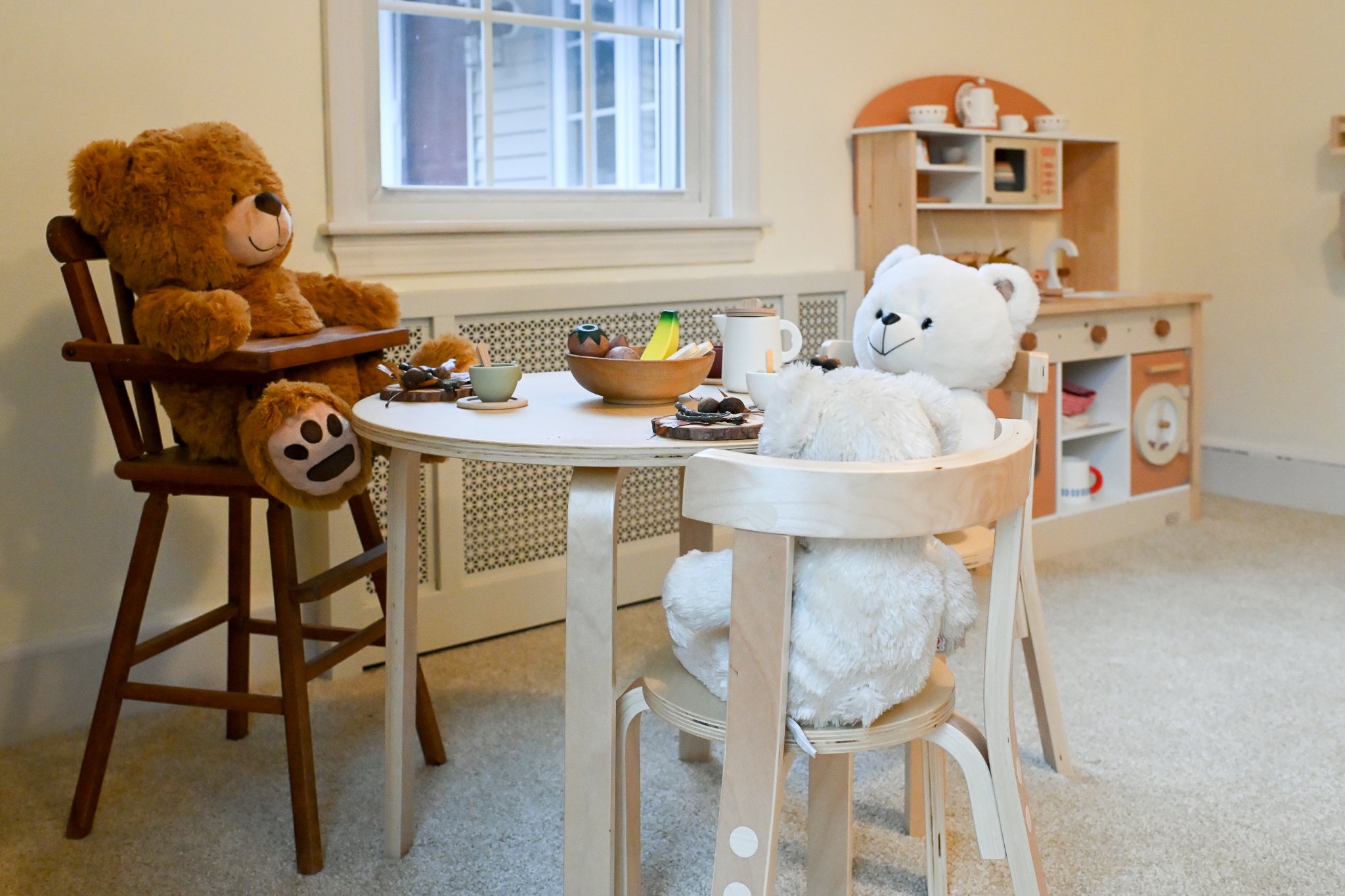 kitchen-dramatic play- pretend play