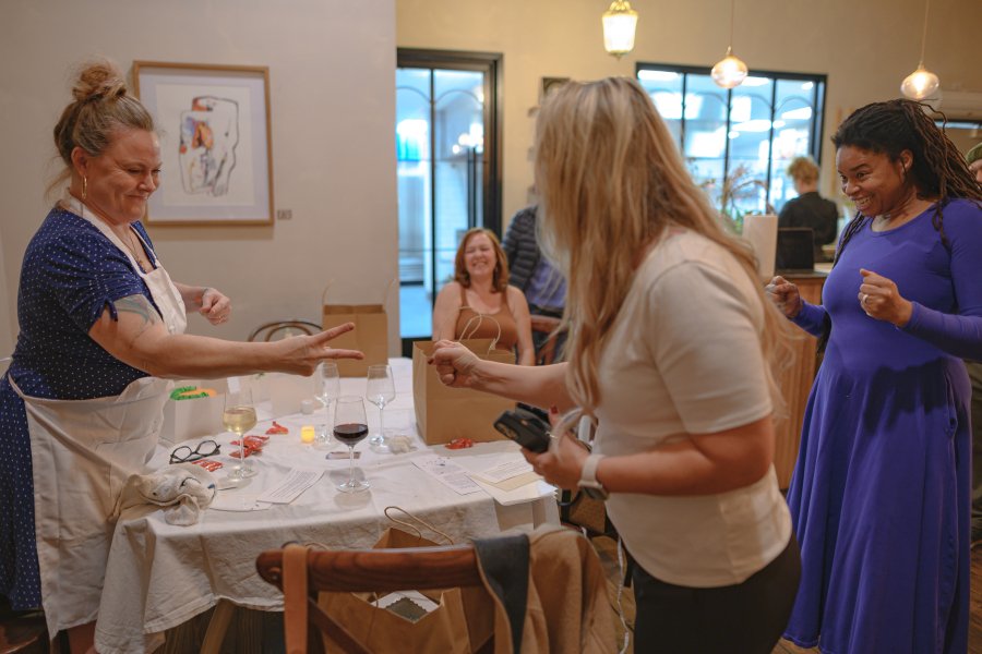 FULL SIZE MG Cake and Sip-174.jpg