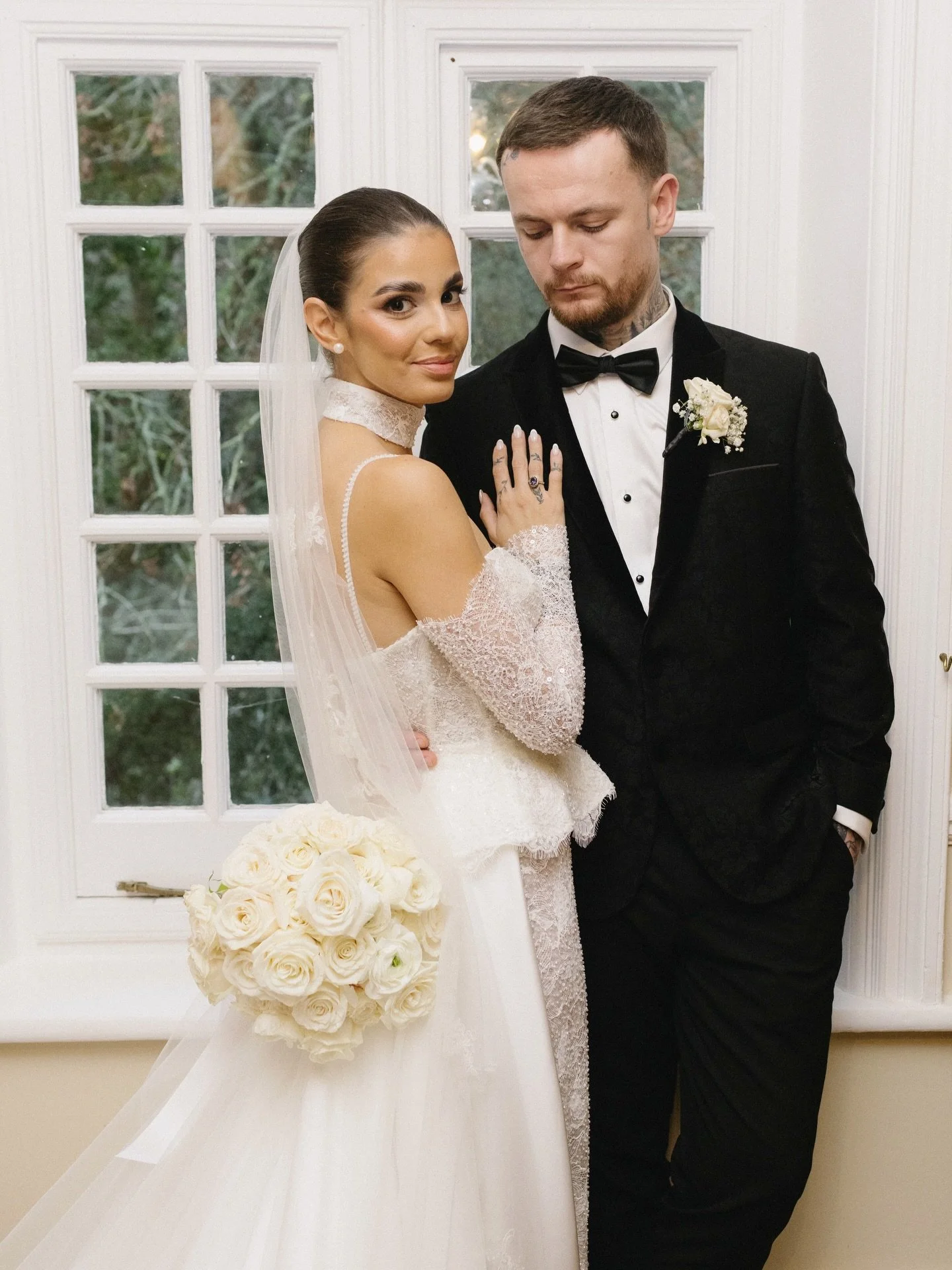 Some moments don&rsquo;t need movement. They just need presence. Timeless elegance, quietly powerful. 

#luxuryweddingphotographer #editorialweddingphotography 
#modernbride #classicweddingstyle #brideandgroomportrait