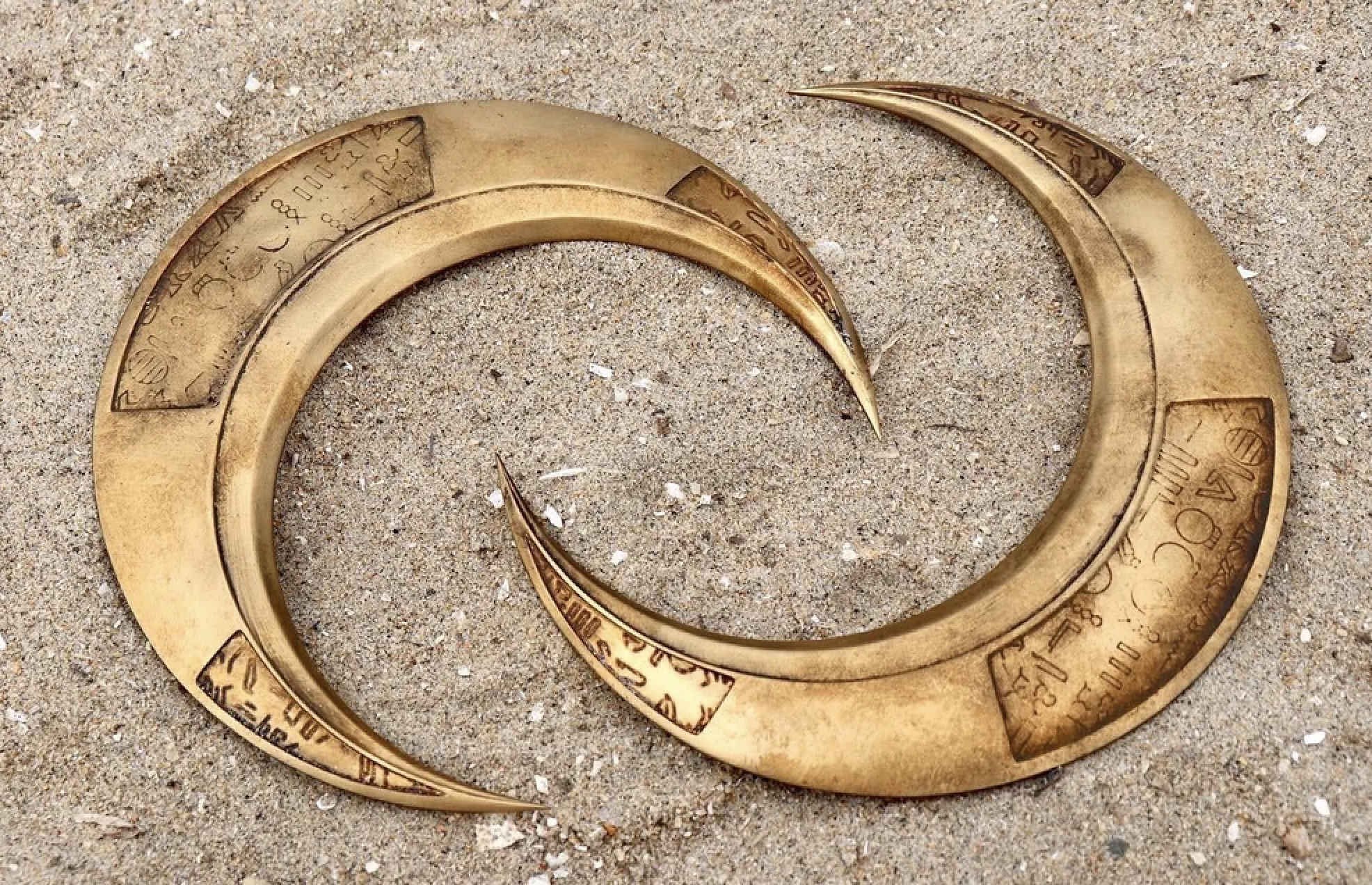 Moon Knight Crescent - Prop