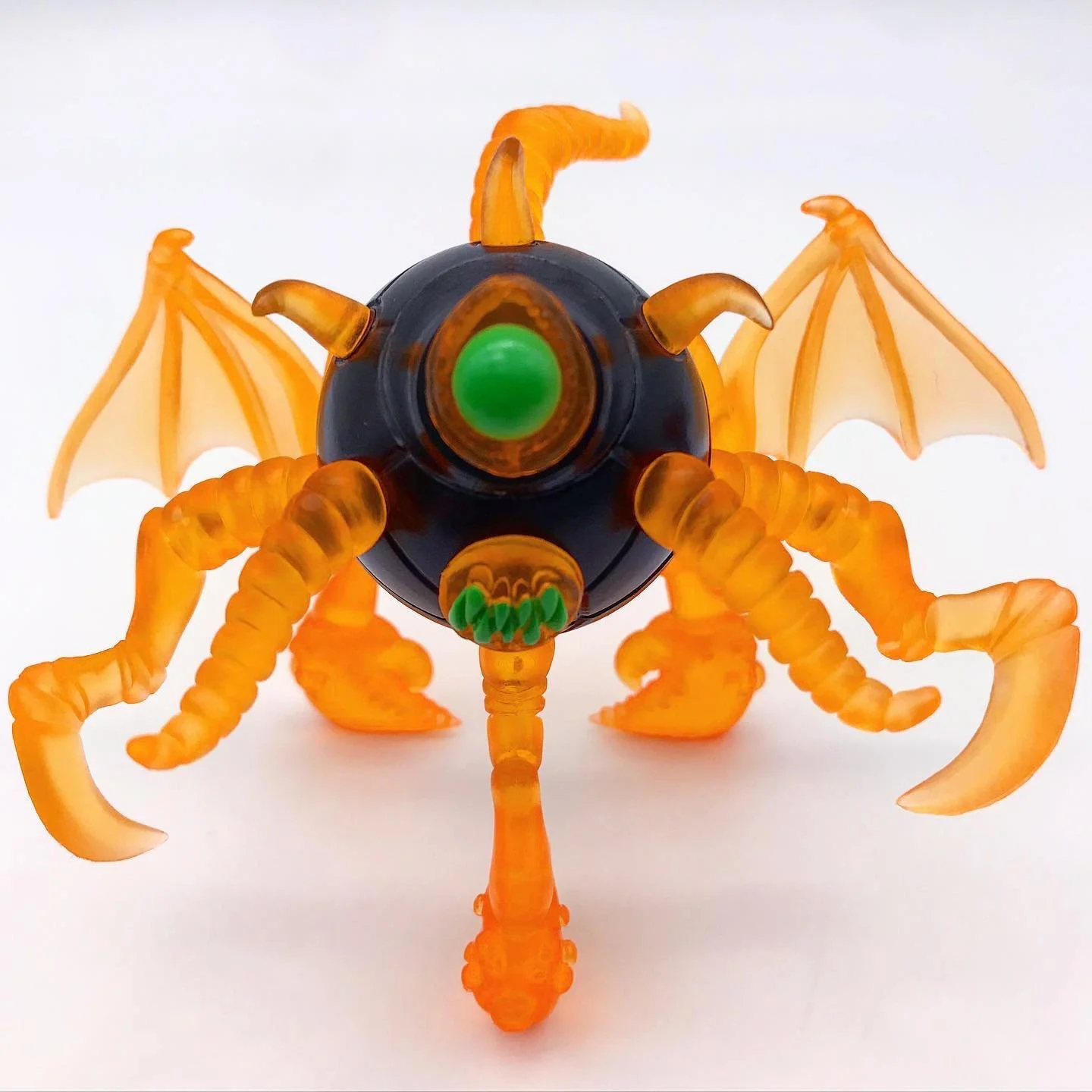 REVERSE HALLO SPECTER MONSTER
COLORS: GLYOS PYROS CLEAR ORANGE
NEW SEMI TRANSPARENT DARK BLACK
