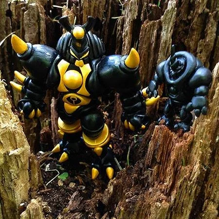 KHEPRI MUSHI (KABUTO SECT TAMPO) WITH MINI MUSHI