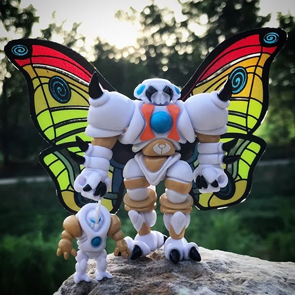 SATURNIA MUSHI
FREE WINGZ INCLUDED