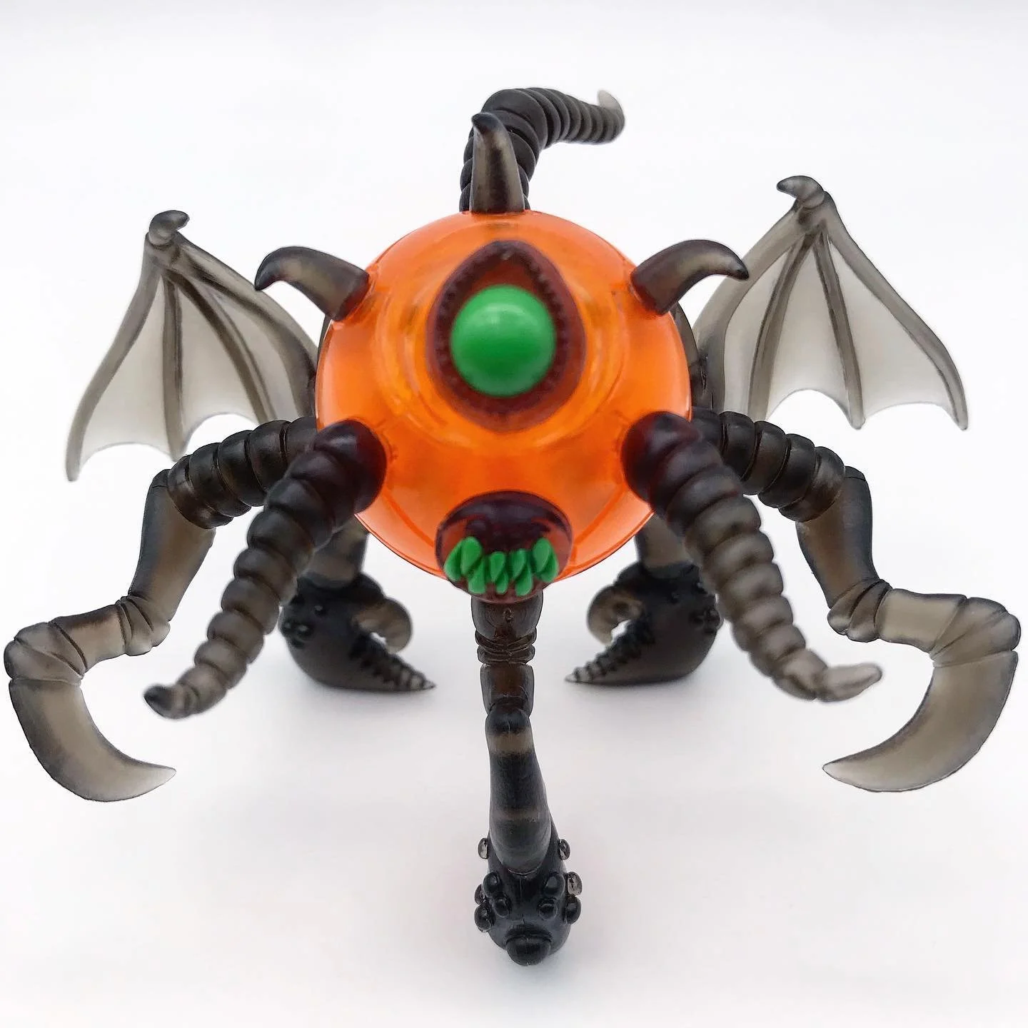 HALLO SPECTER MONSTER            
COLORS: GLYOS PYROS CLEAR ORANGE
NEW SEMI TRANSPARENT DARK BLACK
