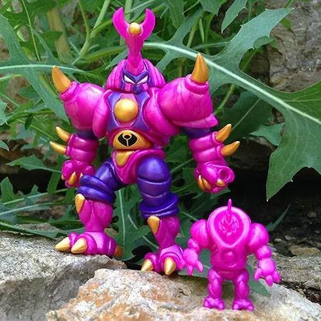 ROYAL MUSHI (KABUTO SECT TAMPO) WITH MINI MUSHI