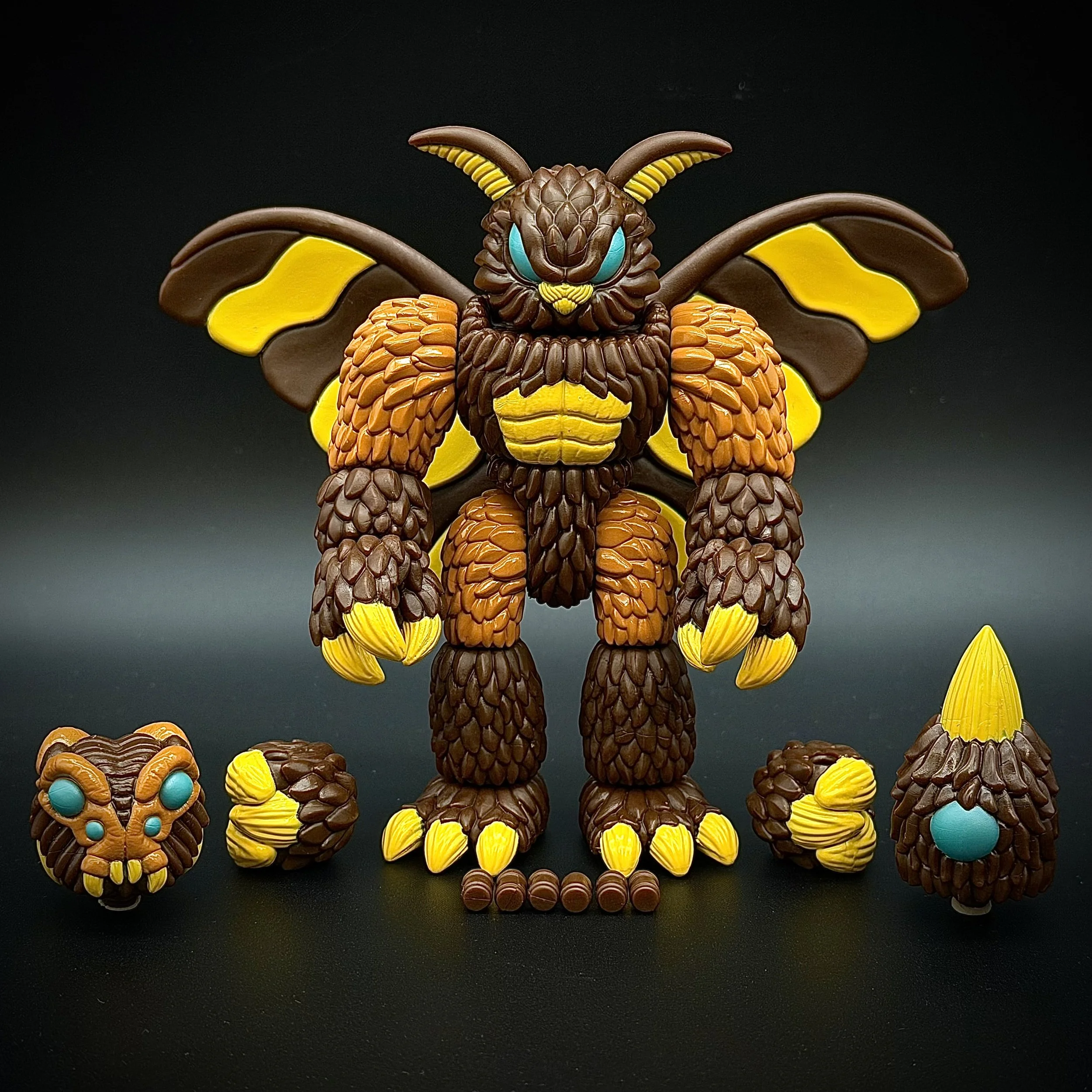 BUZZER MOTH MONSTOR (FUNKATELLO)
