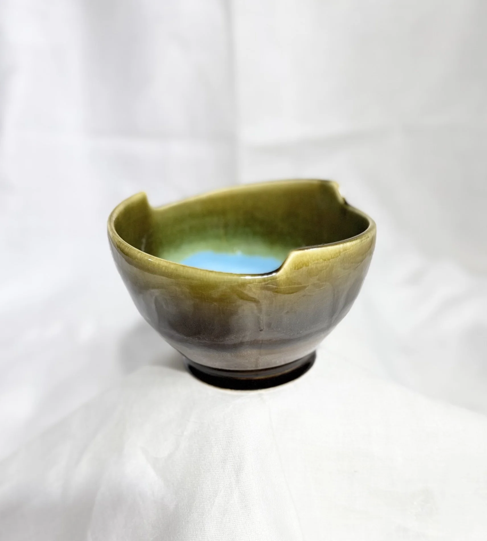 U899.IND Cut Rim Bowl.KC.NG>IB_3.5Hx5.25WL.jpeg