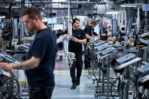 Teradyne Robotics to Open New U.S. Operations Hub in Metro Detroit, Expanding America’s Advanced Manufacturing Footprint