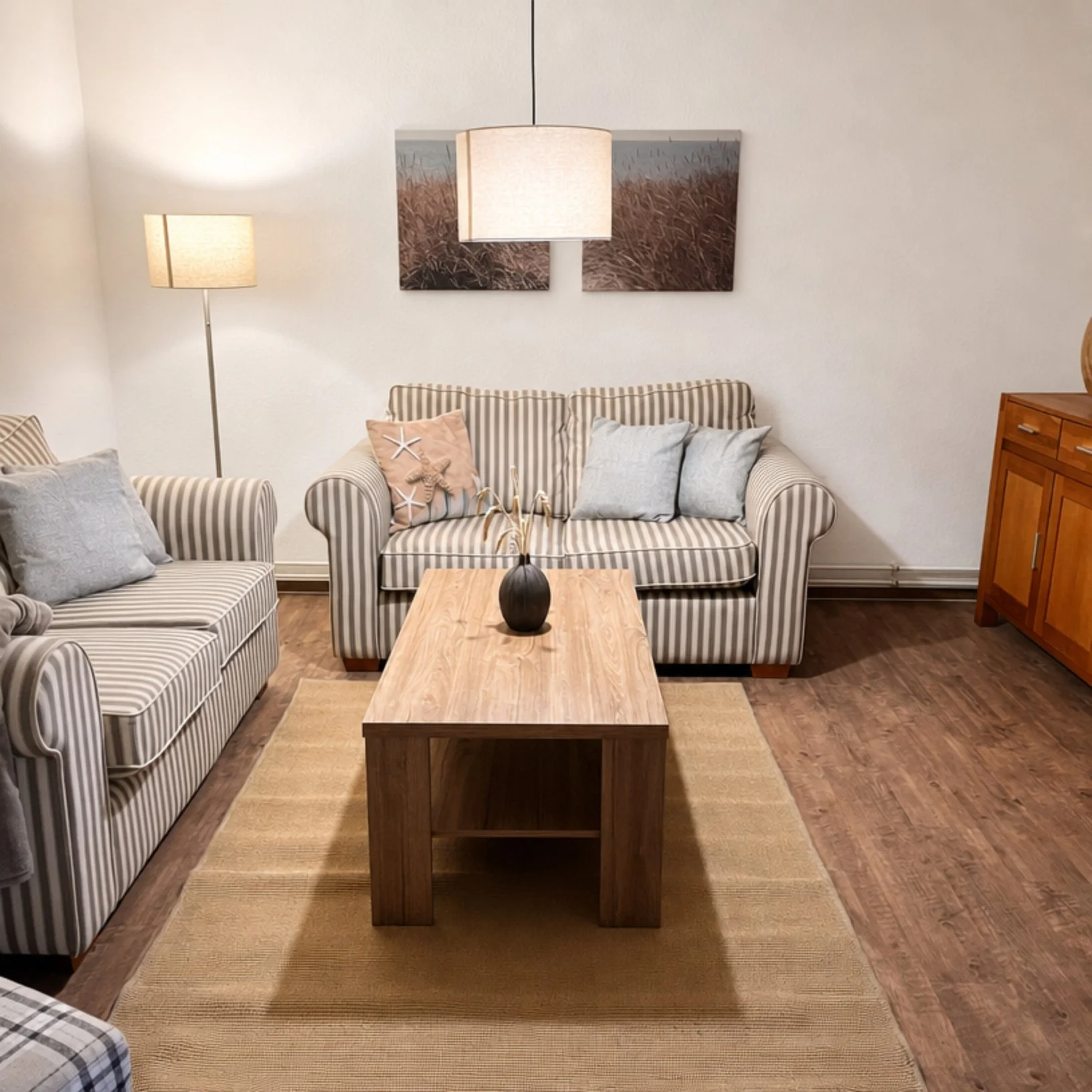 3.1_Wohnzimmer.jpg