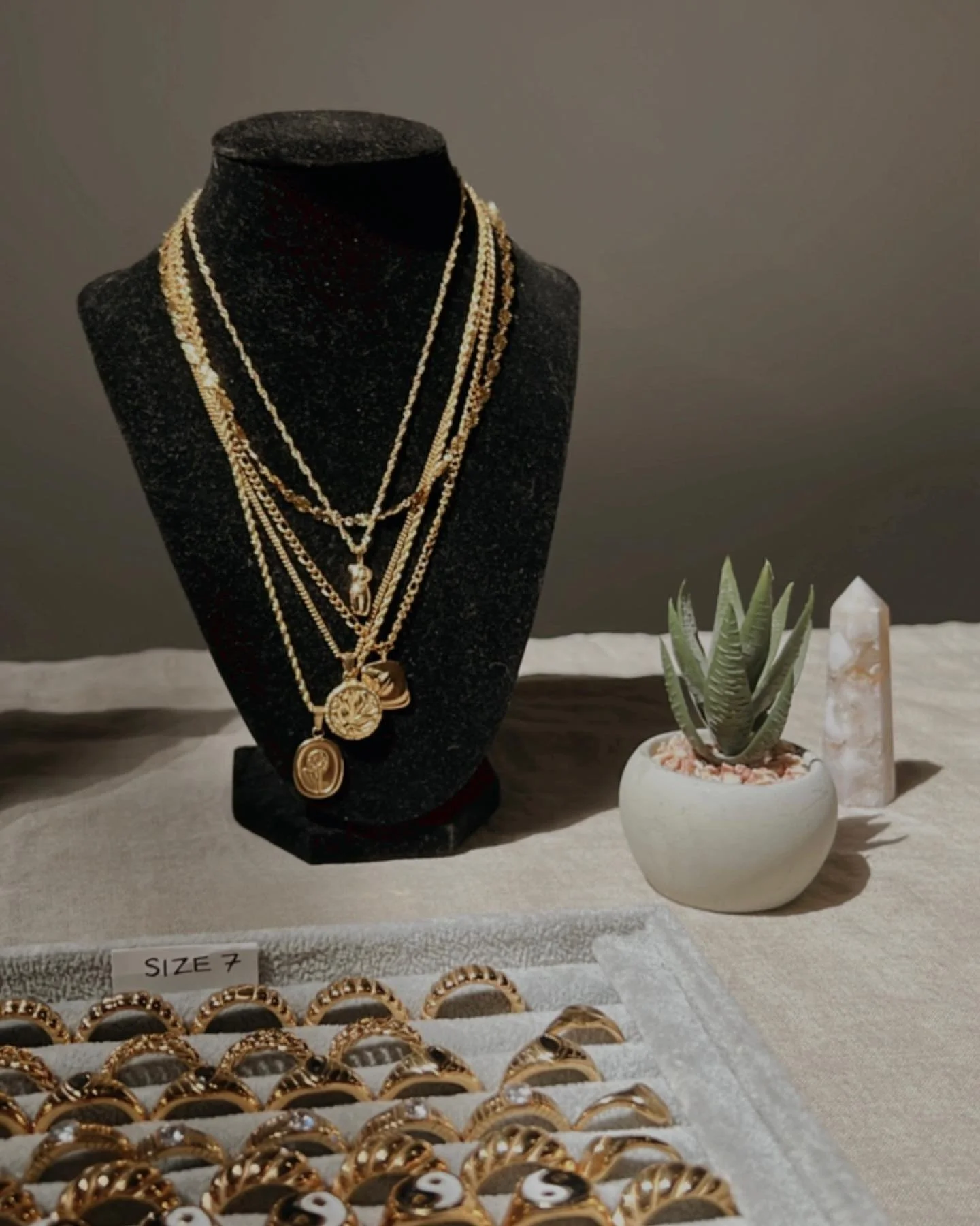 It&rsquo;s fairly typical for me to take 1-3 business days to recover from such a high energy event like @the.welcome.market 🫶🏽🥹

The vibes are always right &amp; I am beyond grateful for each and every new + familiar face that stops by.

Chatting