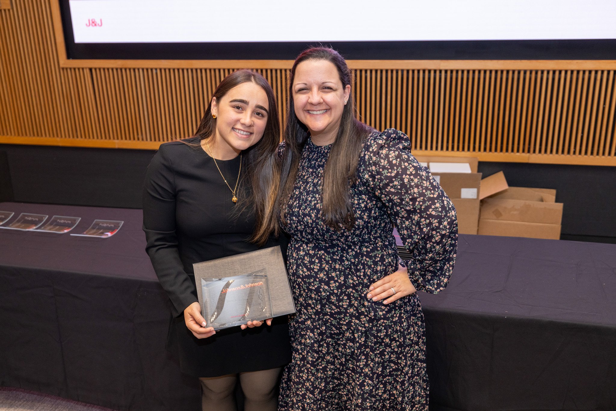 J&J Gold Grad-056.jpg