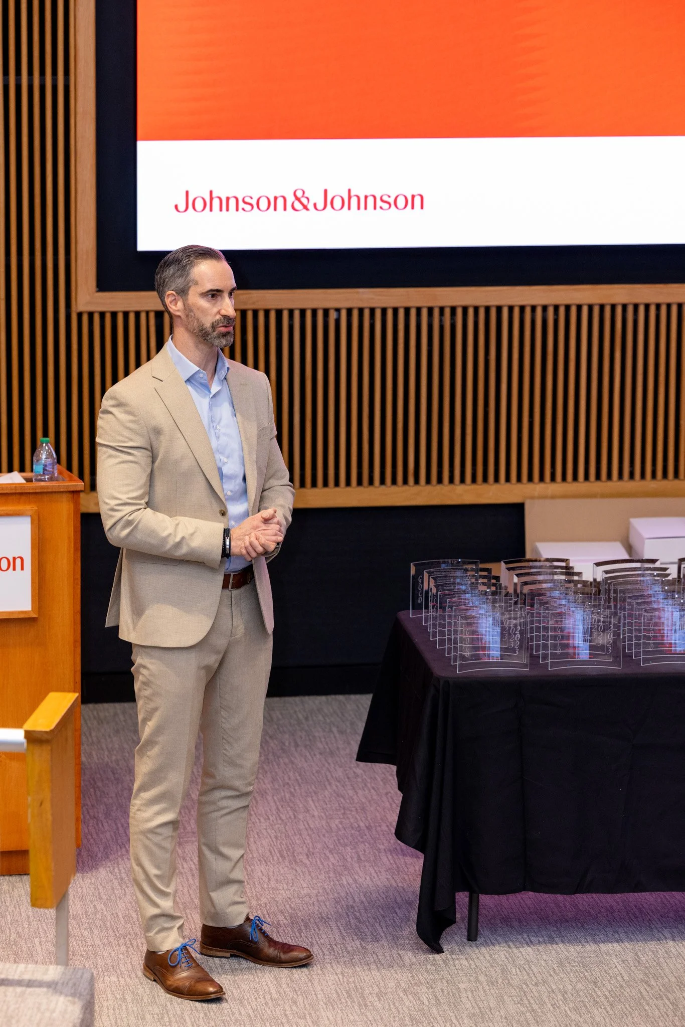 J&J Gold Grad-149.jpg