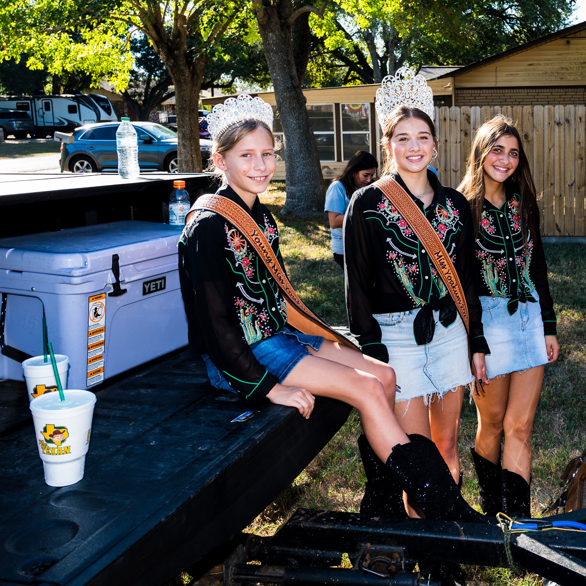 Yoakum Royal Court before the Yorktown Western Days parade