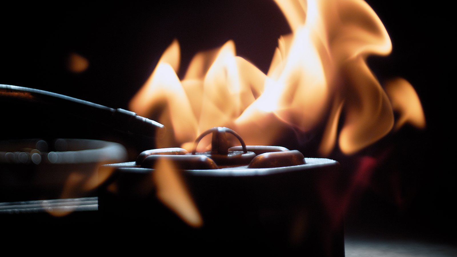 <span class="line1">David Yurman “Carbon”</span><br><span class="line2">Good Company</span>