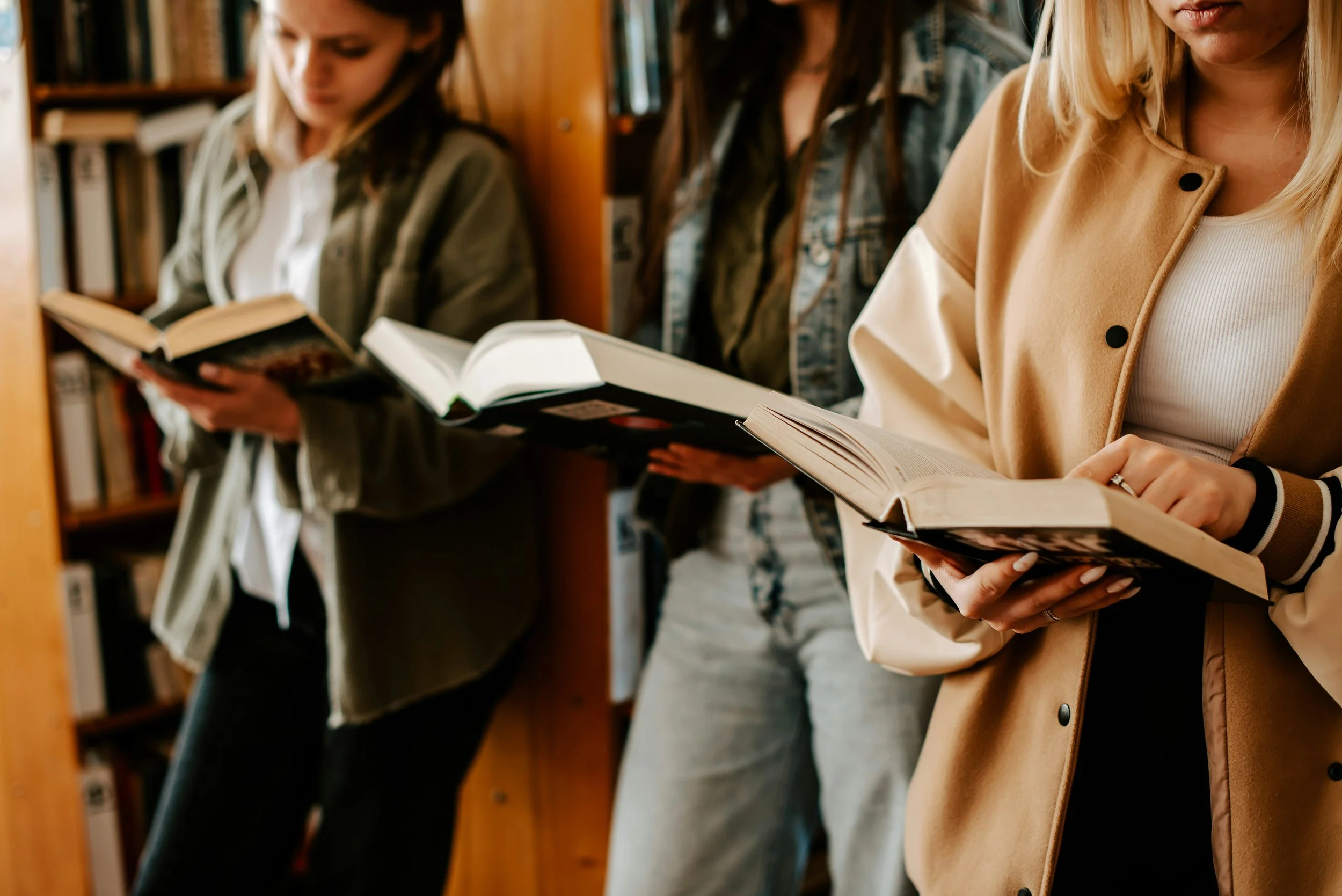 Book Club at Enchanted Books at The BLOCK | Rio Rancho, New Mexico 
