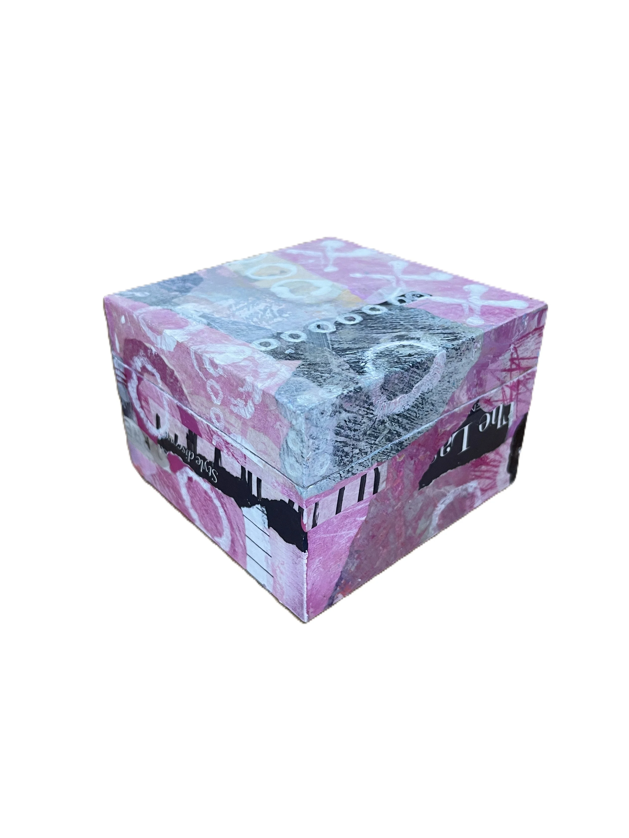 Musk Sticks, Caramel and Licorice Allsorts (5).JPG