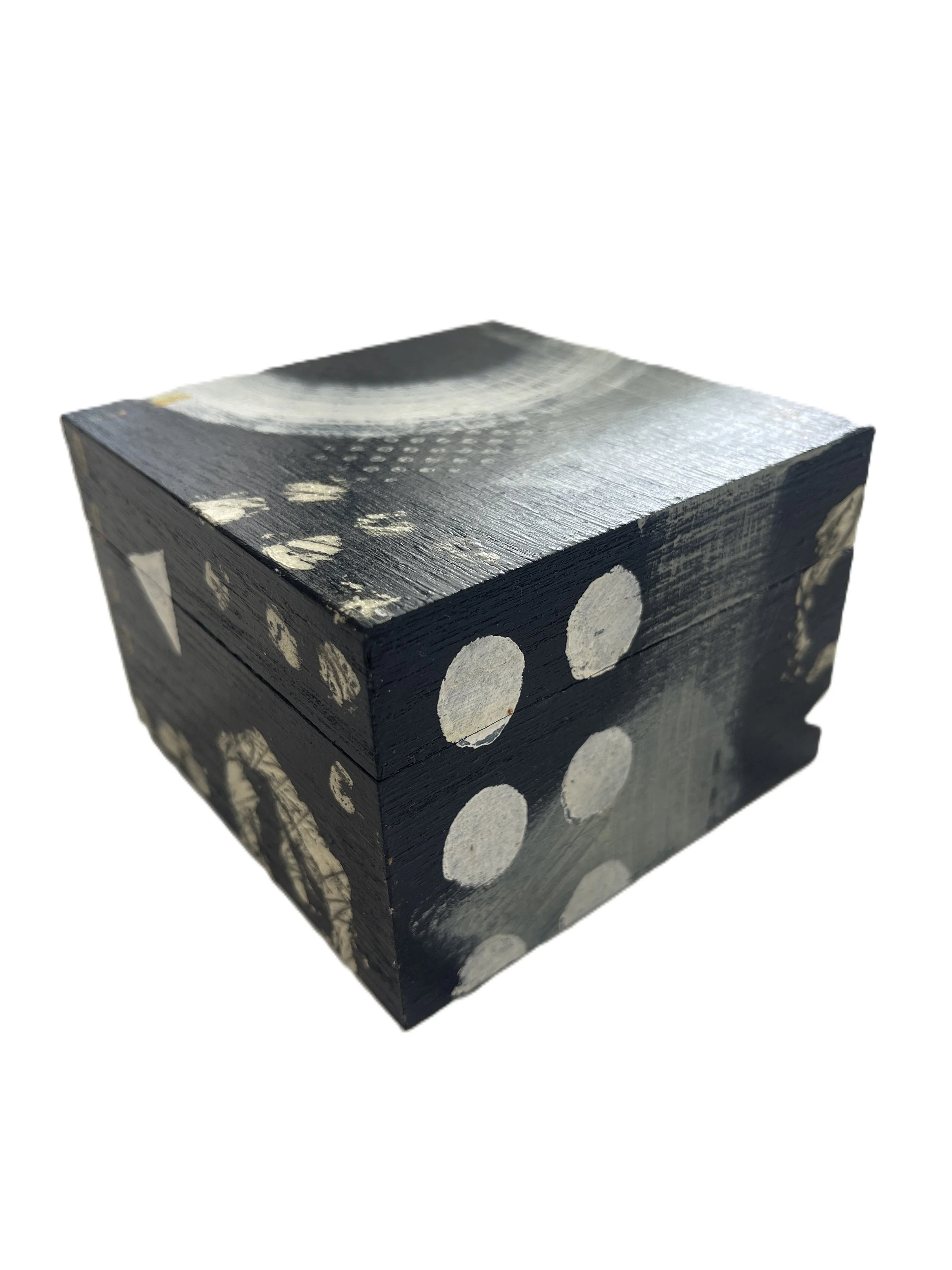 Circles on Squares - Cube (1).JPG