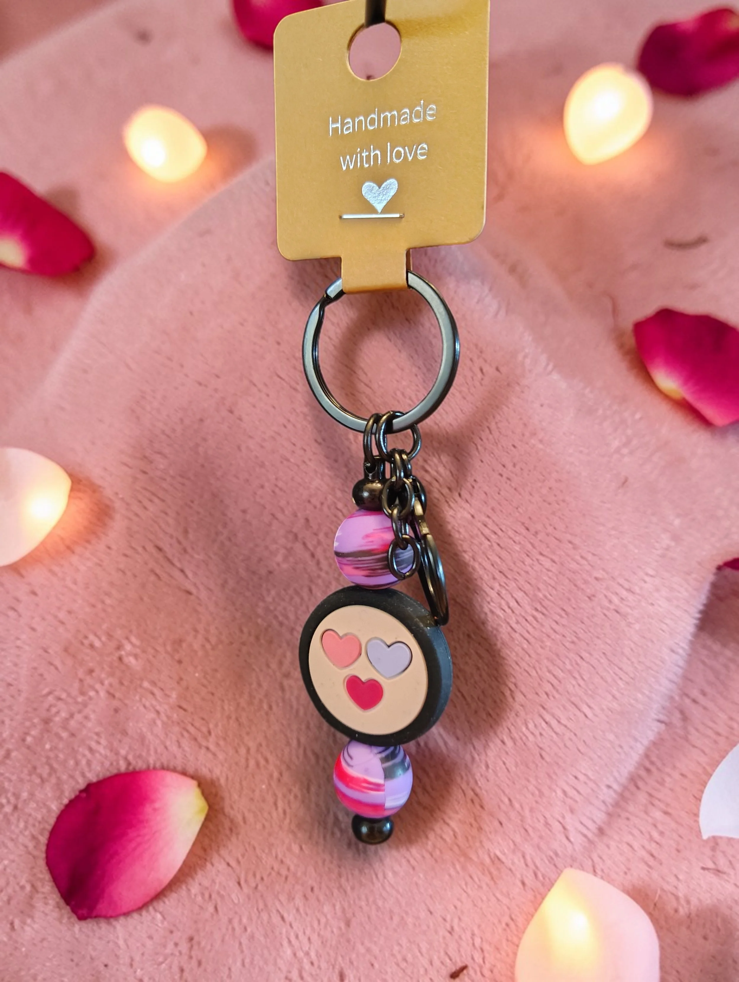 CUTE CIRCLE HEART KEYCHAIN