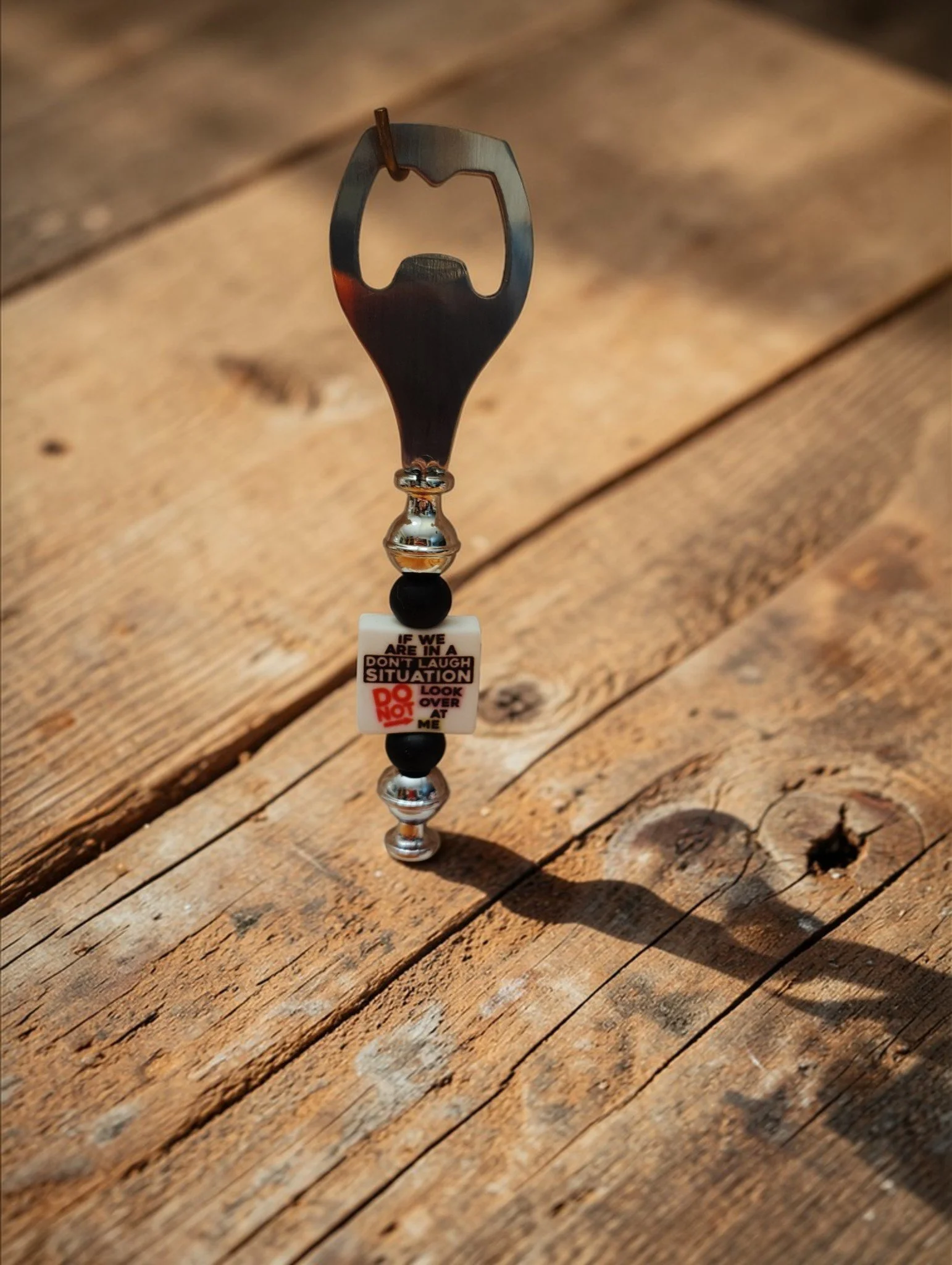 DONT LAUGH DONT LOOK.jpg