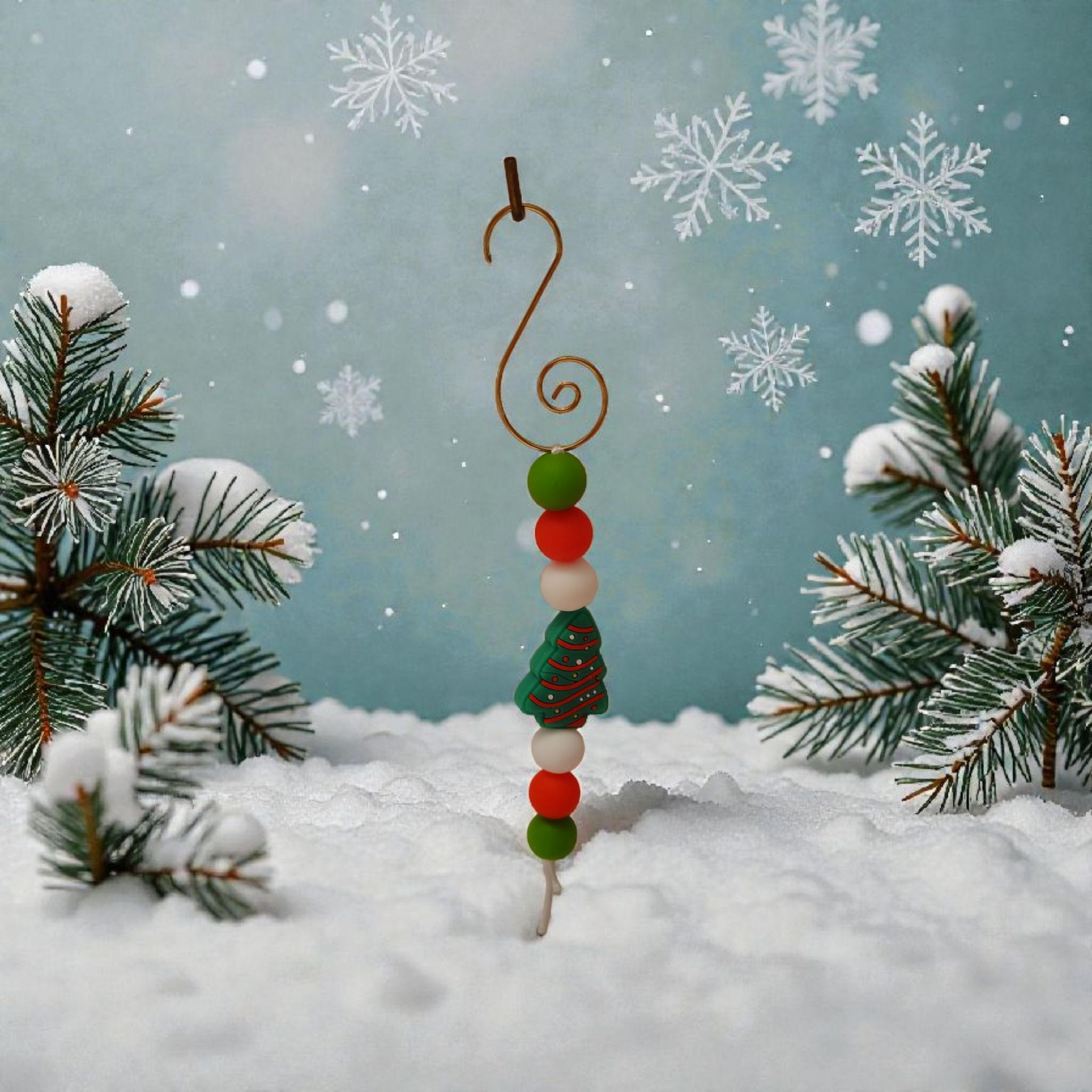 Christmas tree beaded ornament