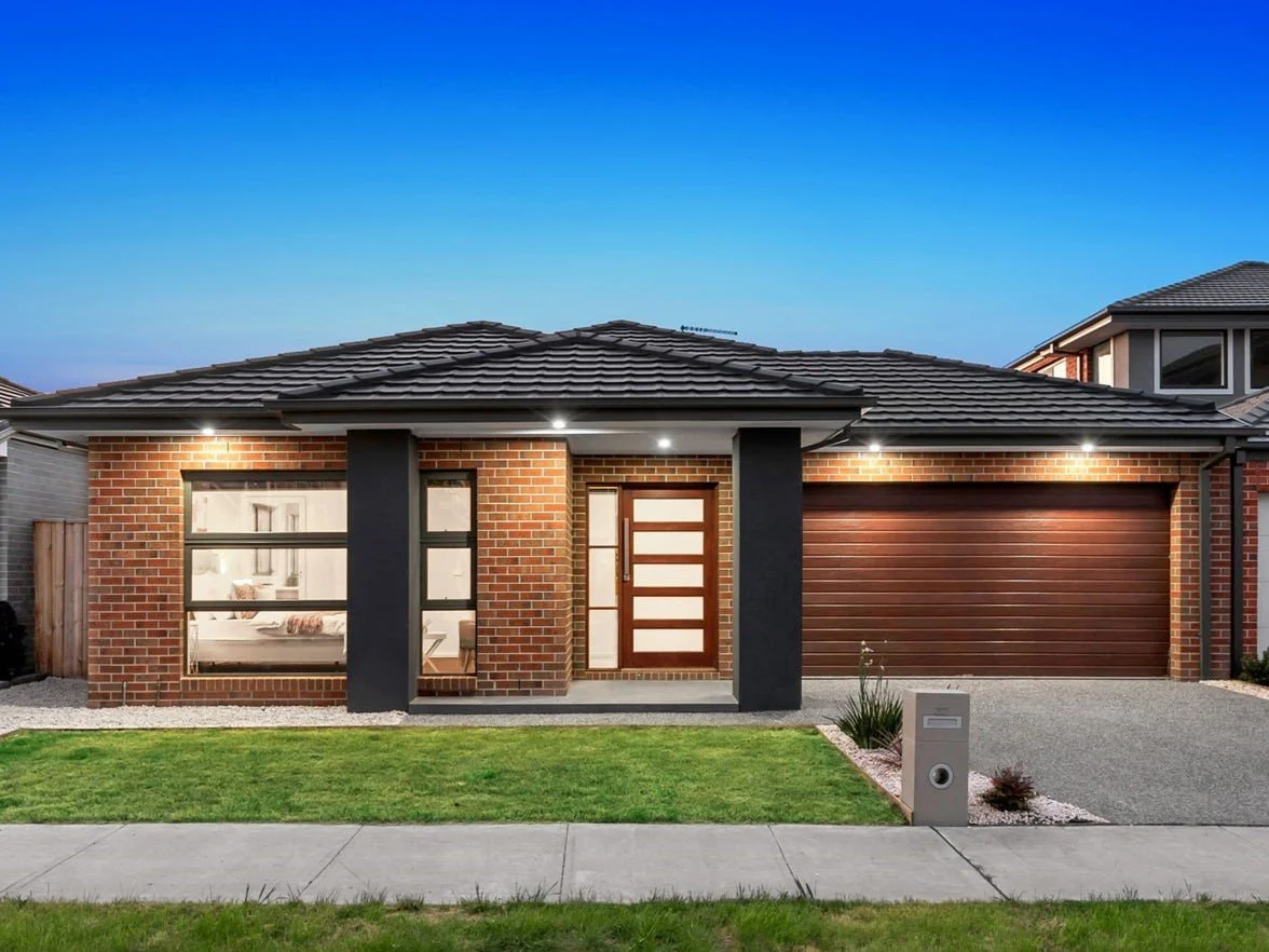 32 Spartan Avenue, Clyde North - 1.jpg