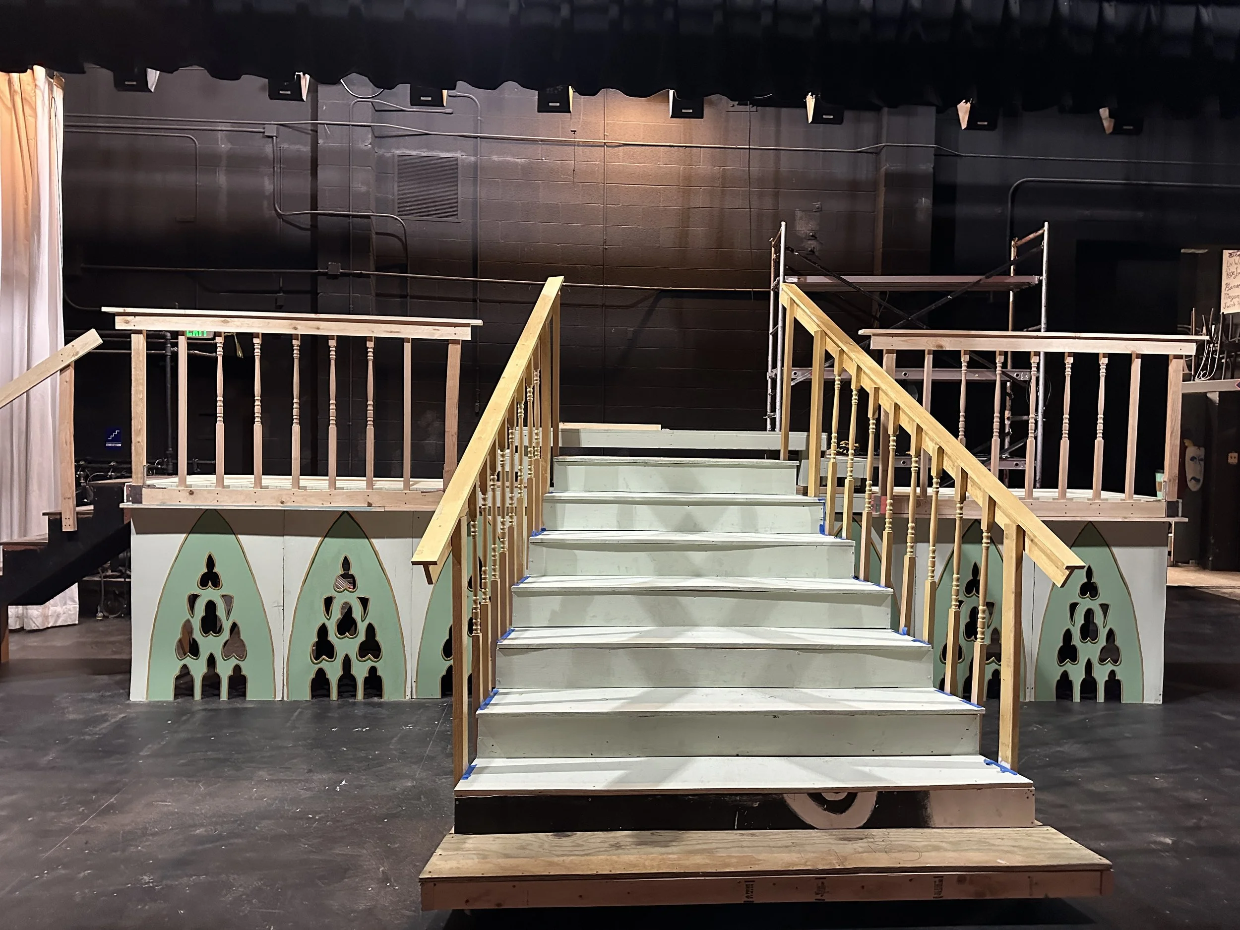 Grand Staircase with Platform