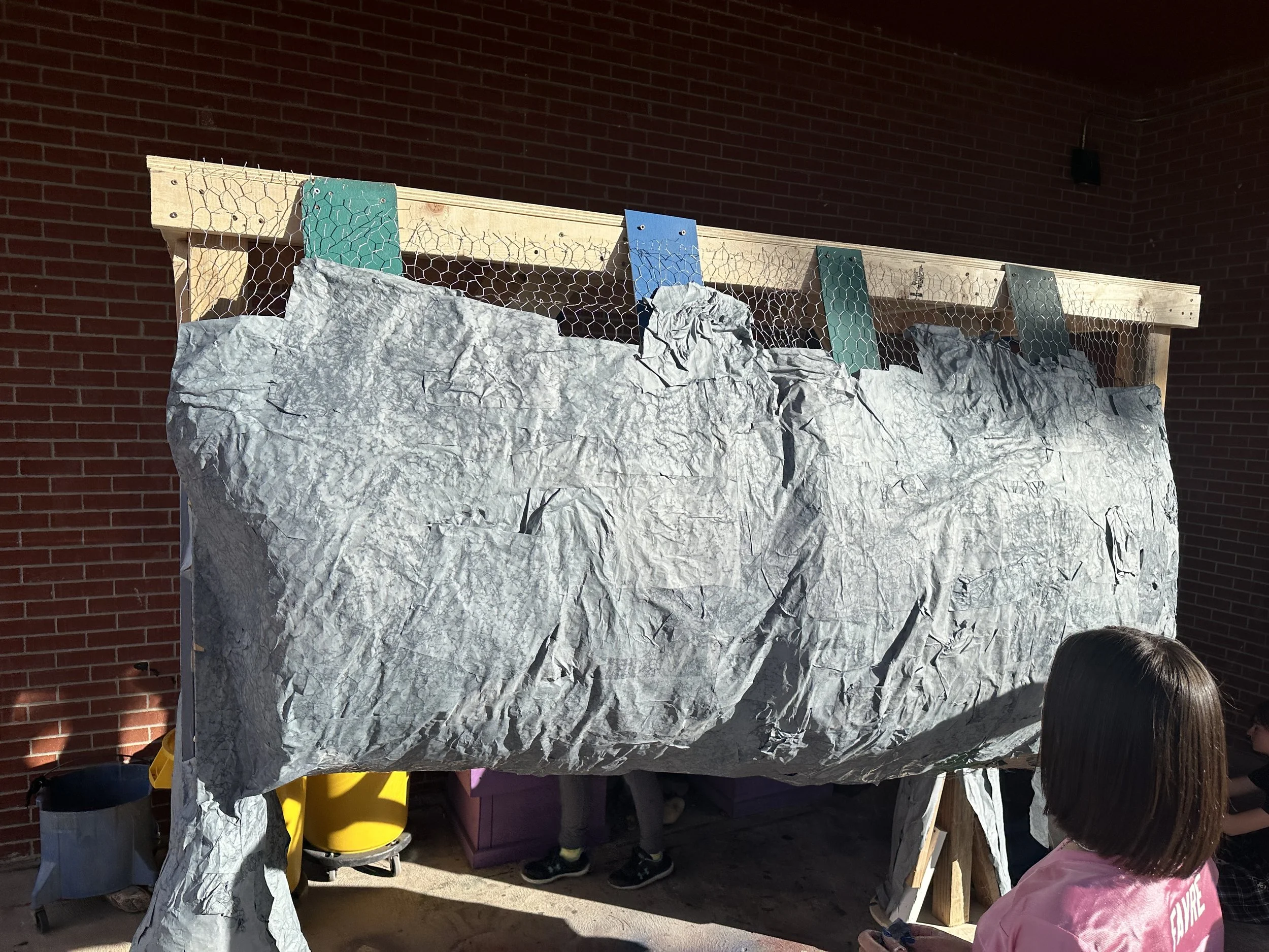 Paper mache on the elephant