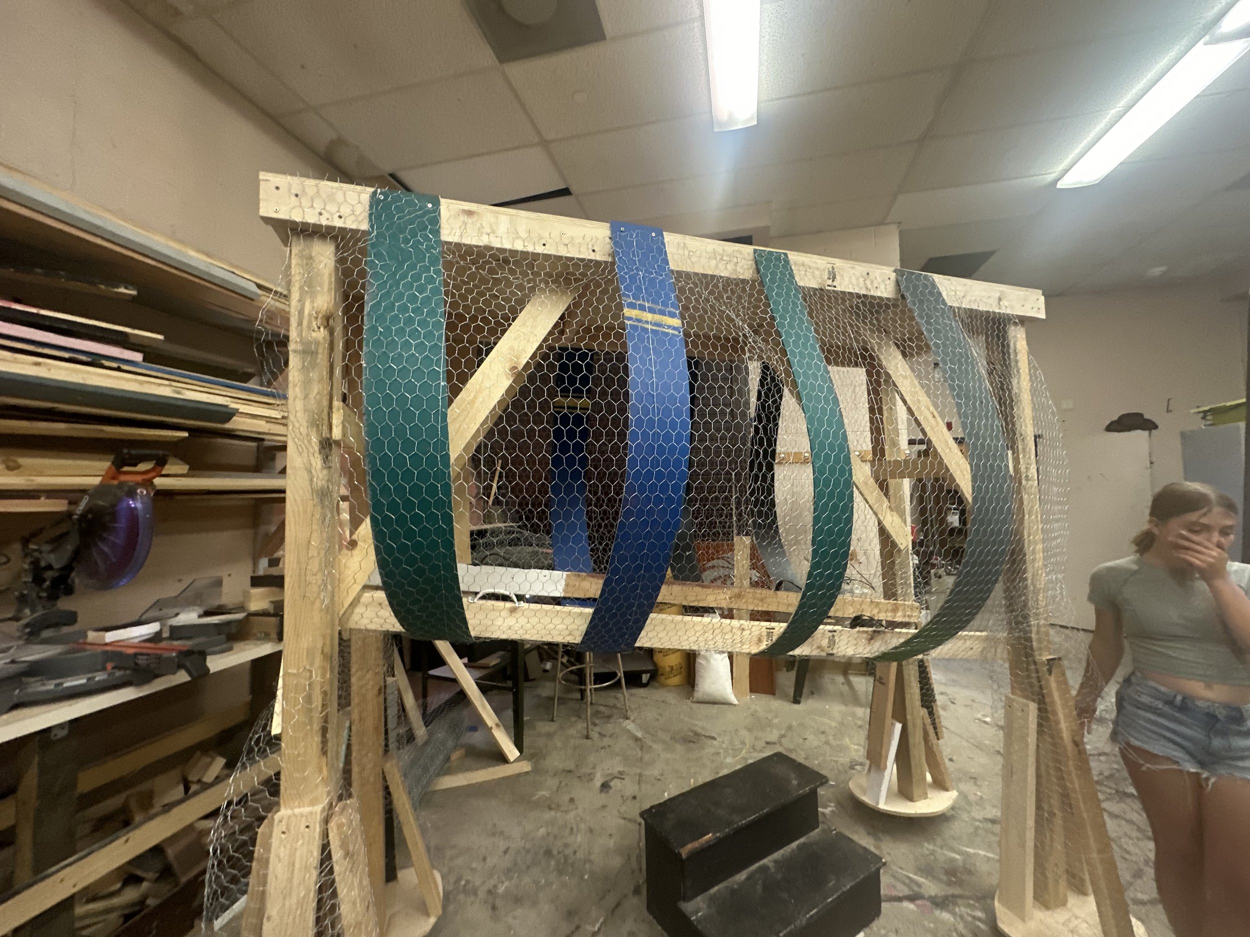 The elephant frame with chicken wire 