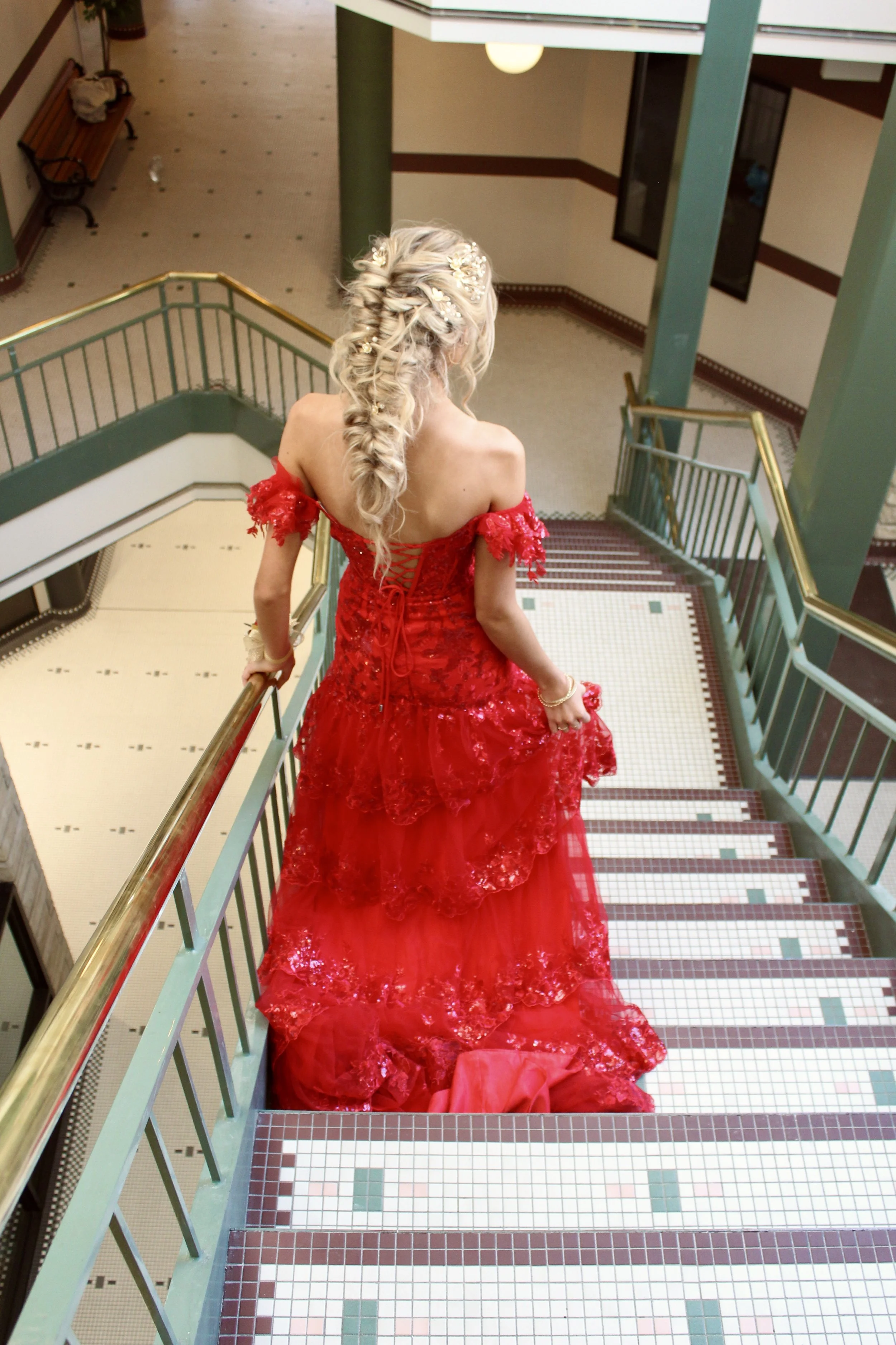 Sr. Prom 1.jpg