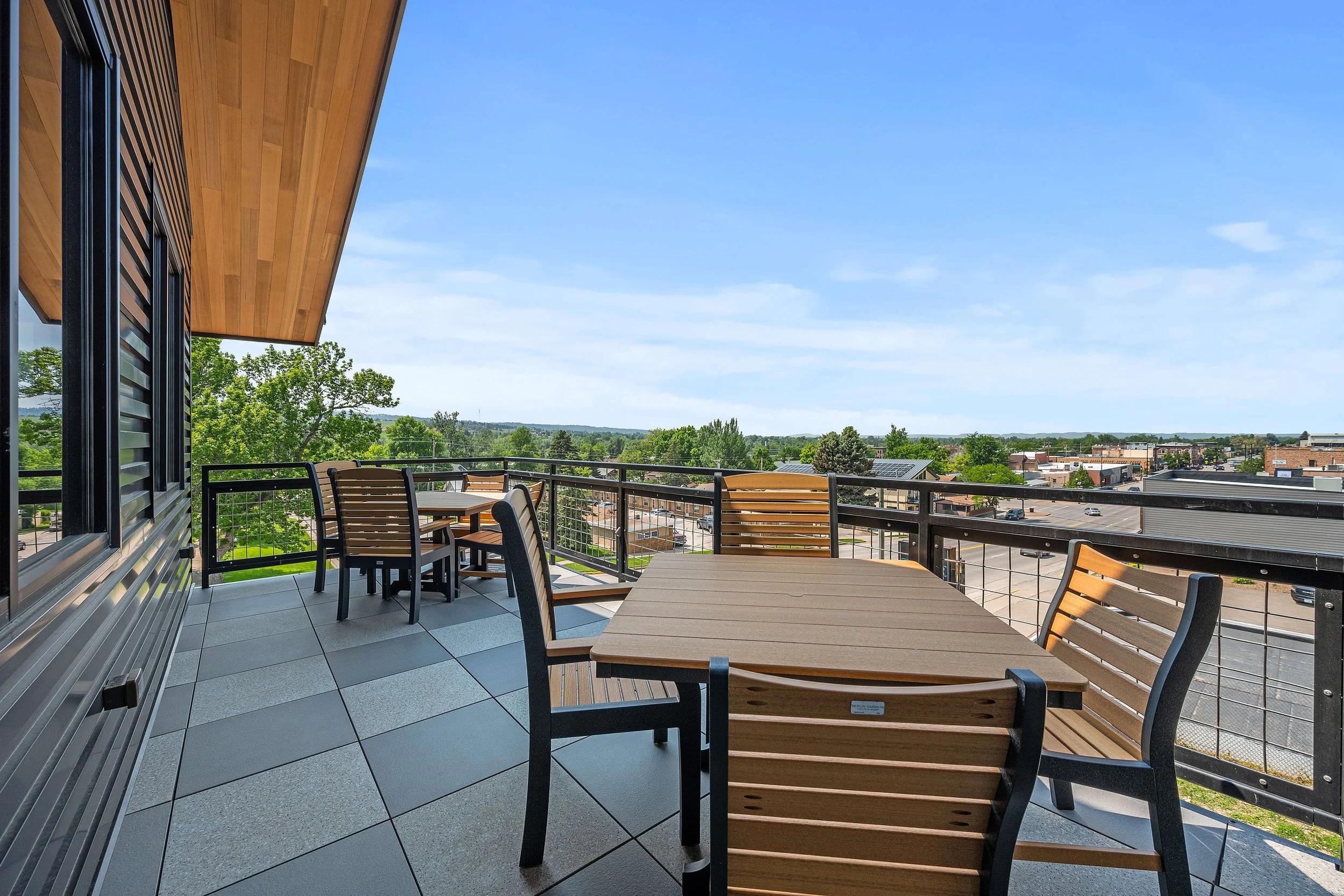 04-The Point on Main_7420.jpg