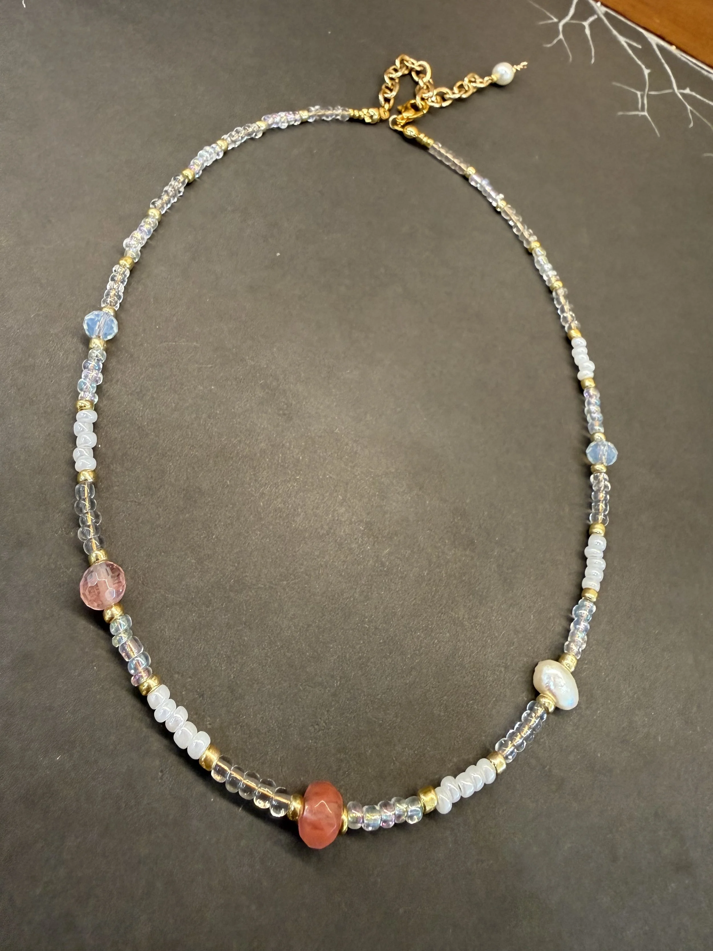 Minimalist Pearl Accents Necklace