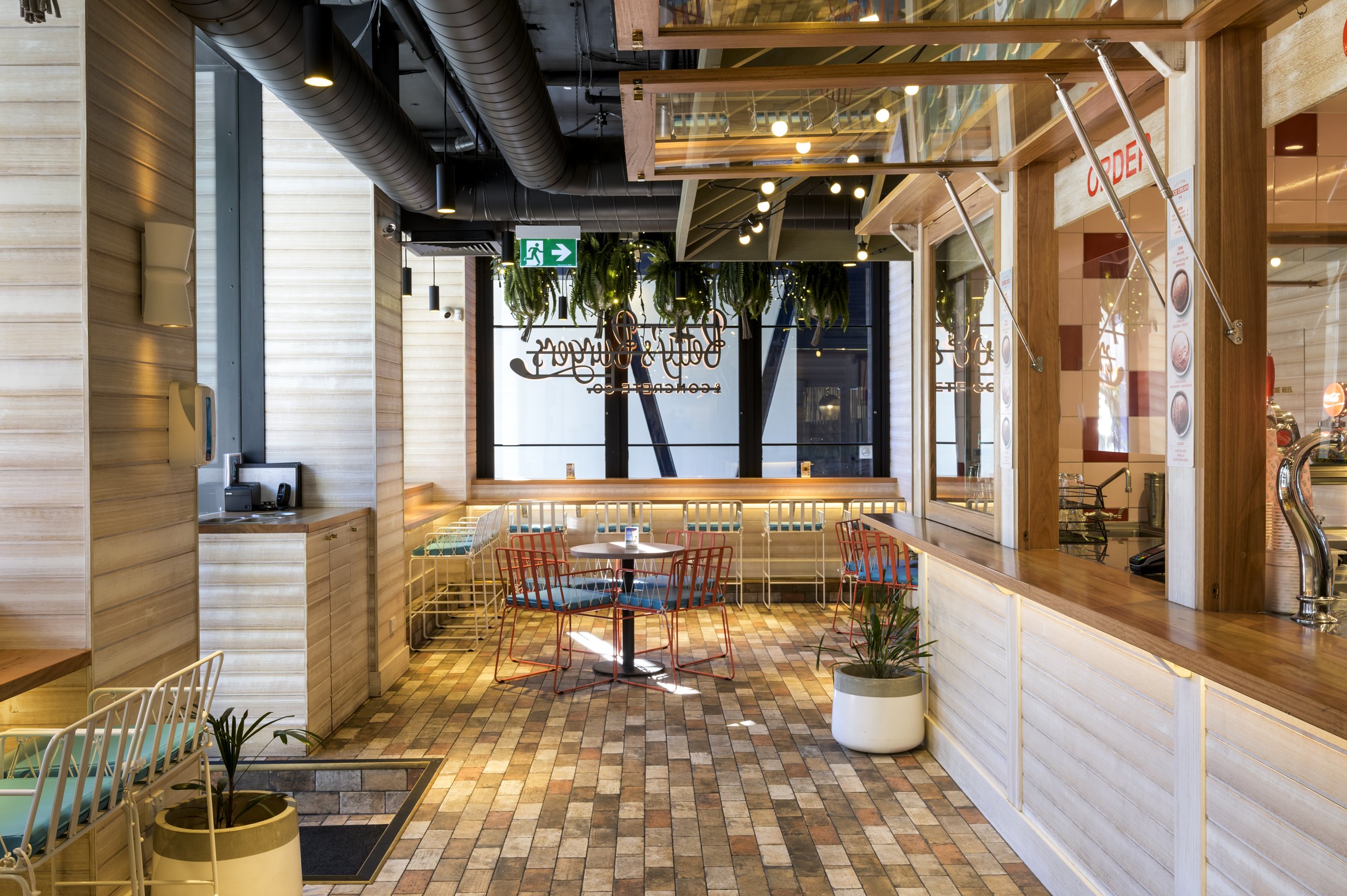 03-Atelier Photography-20220615-0329-commcoll-Modifier.jpg