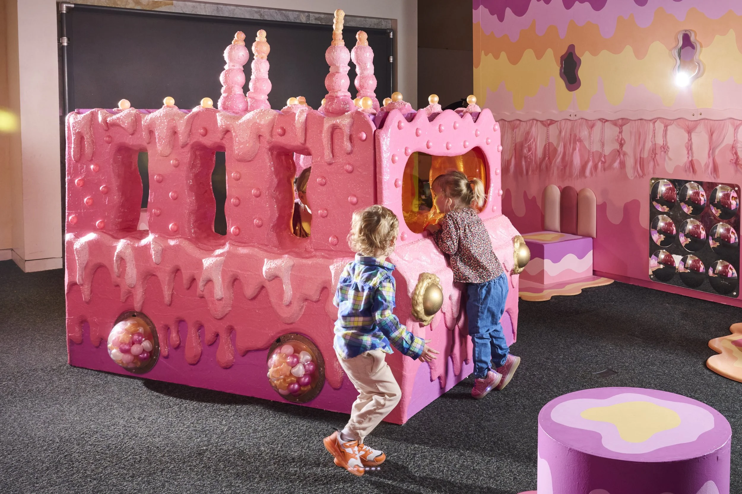 251105_ChildrensMuseum_KJH_ToughArt_065.jpg