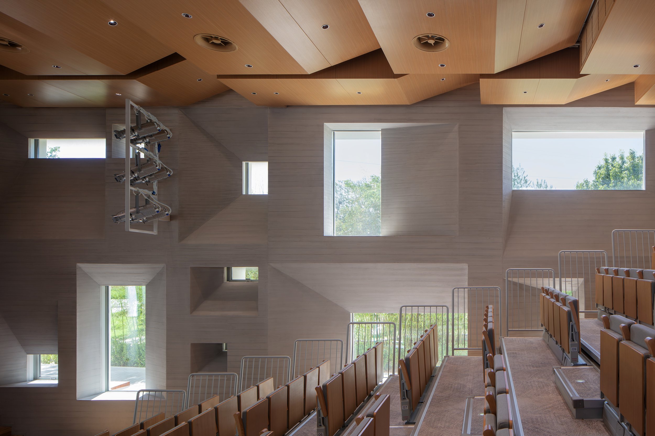 03_D+ Side Wall 4.jpg