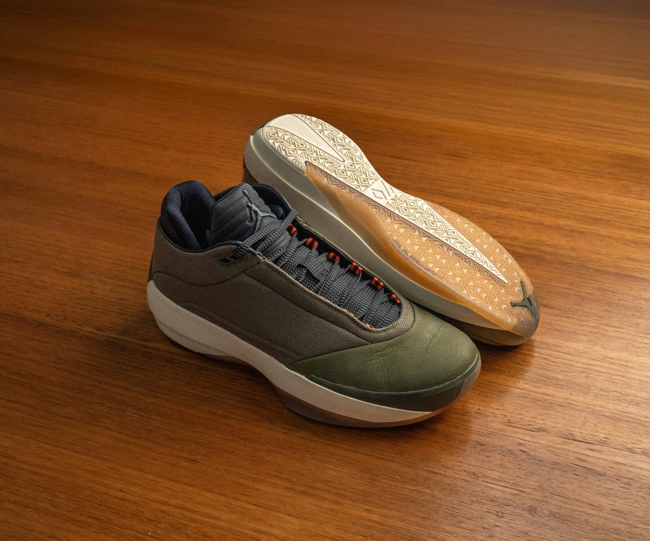 Jordan-40-Edge-Olive_Stills-09.jpg