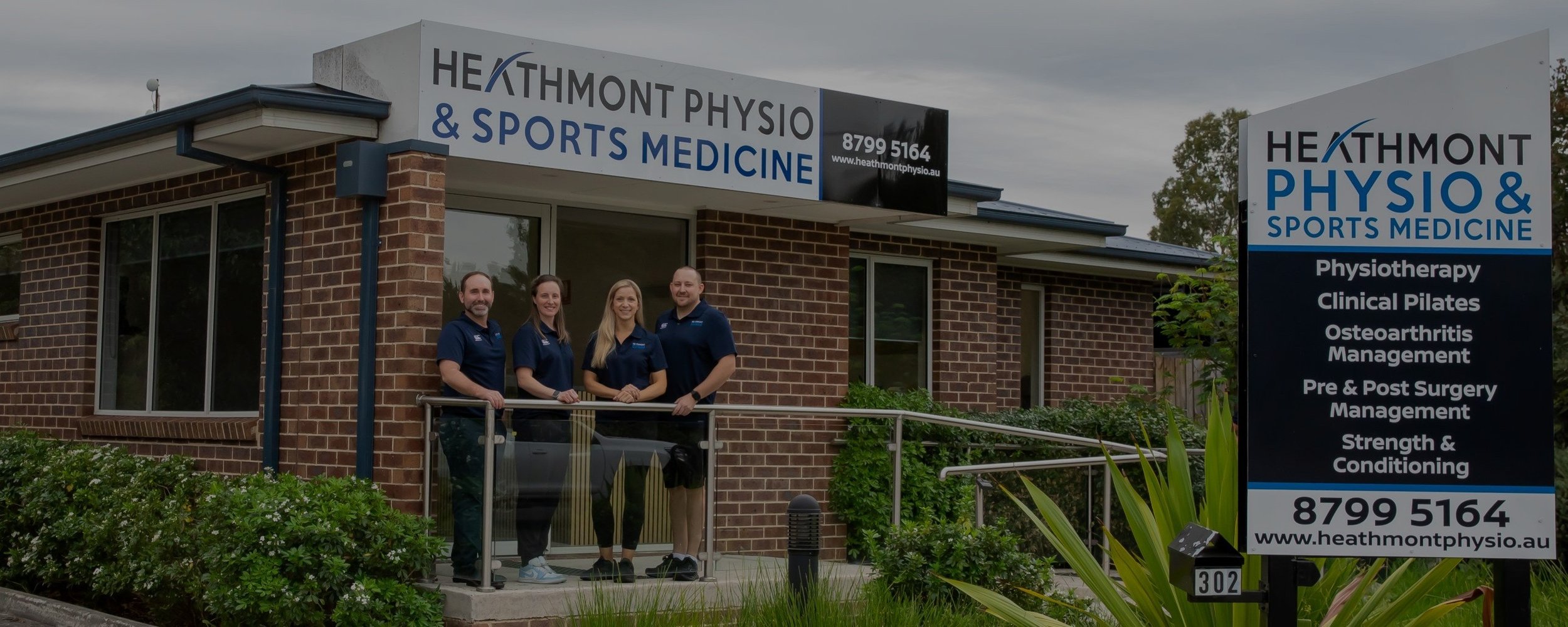 heathmont-physio-team-clinic-banner-dark.jpg