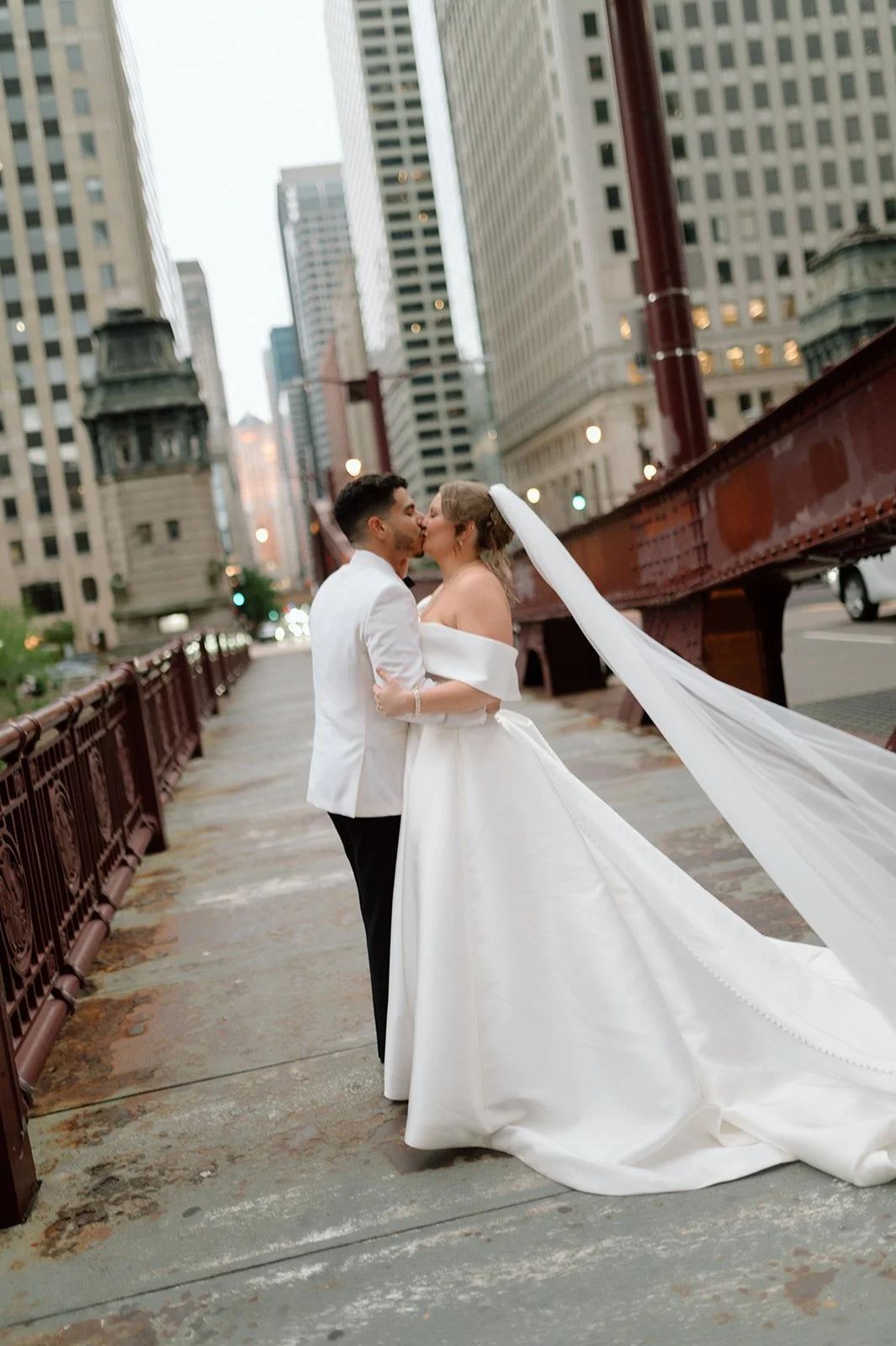 St. James Chapel Chicago Trump Tower River Roast Chicago Catholic Wedding Photographer Maria Angelica Photography Mari Hen Collective-183.jpg