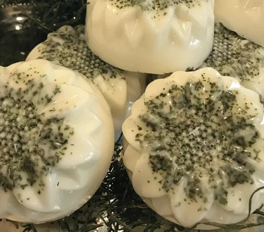 Minty Essence Rosemary Mint Shampoo Bar