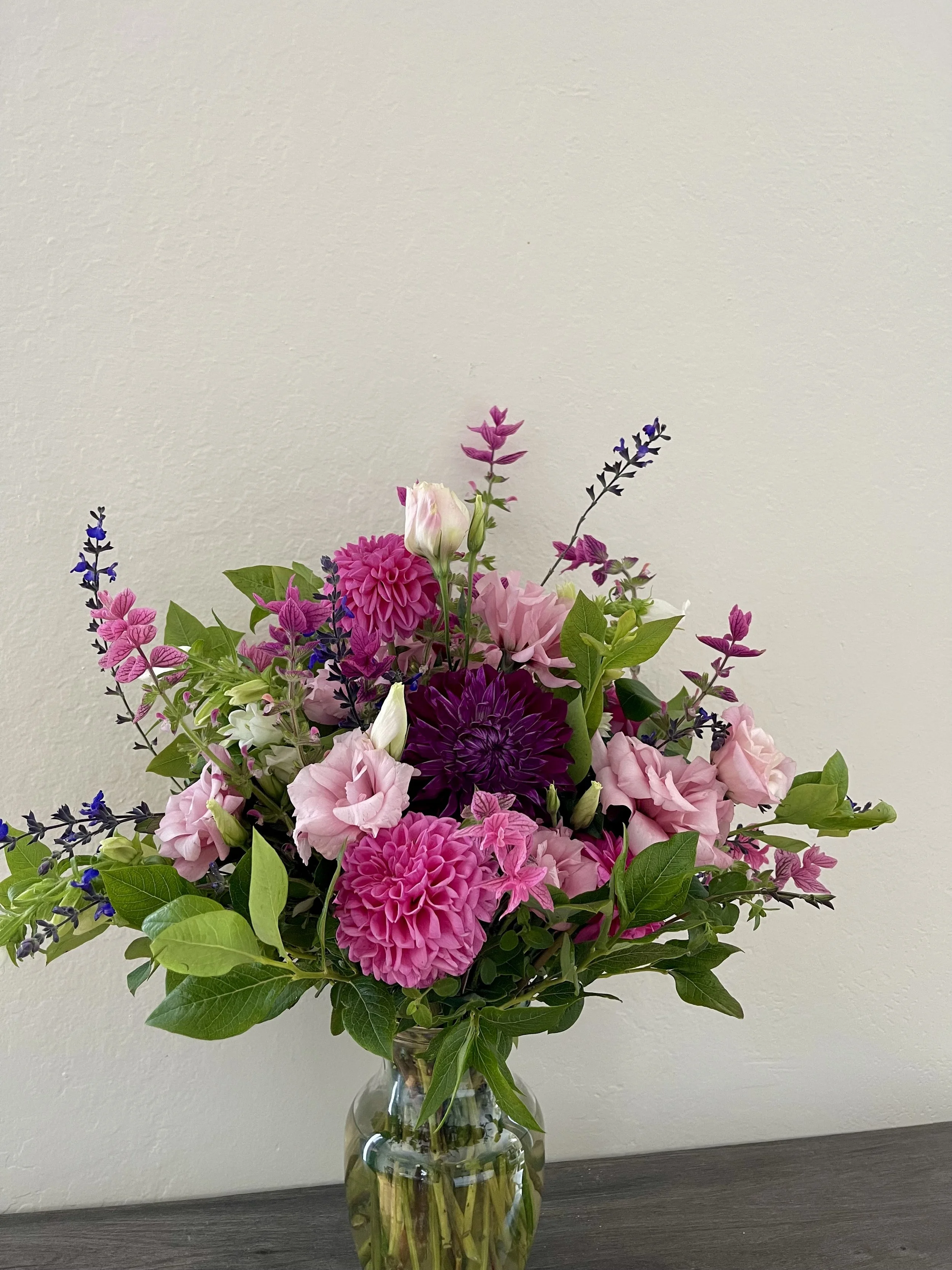 Flesh Flower with basket & vase (Medium)