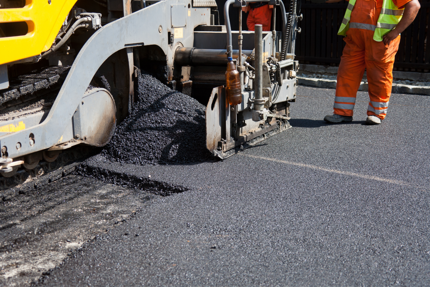 The Role of Asphalt Milling in Preserving Your Base Layer