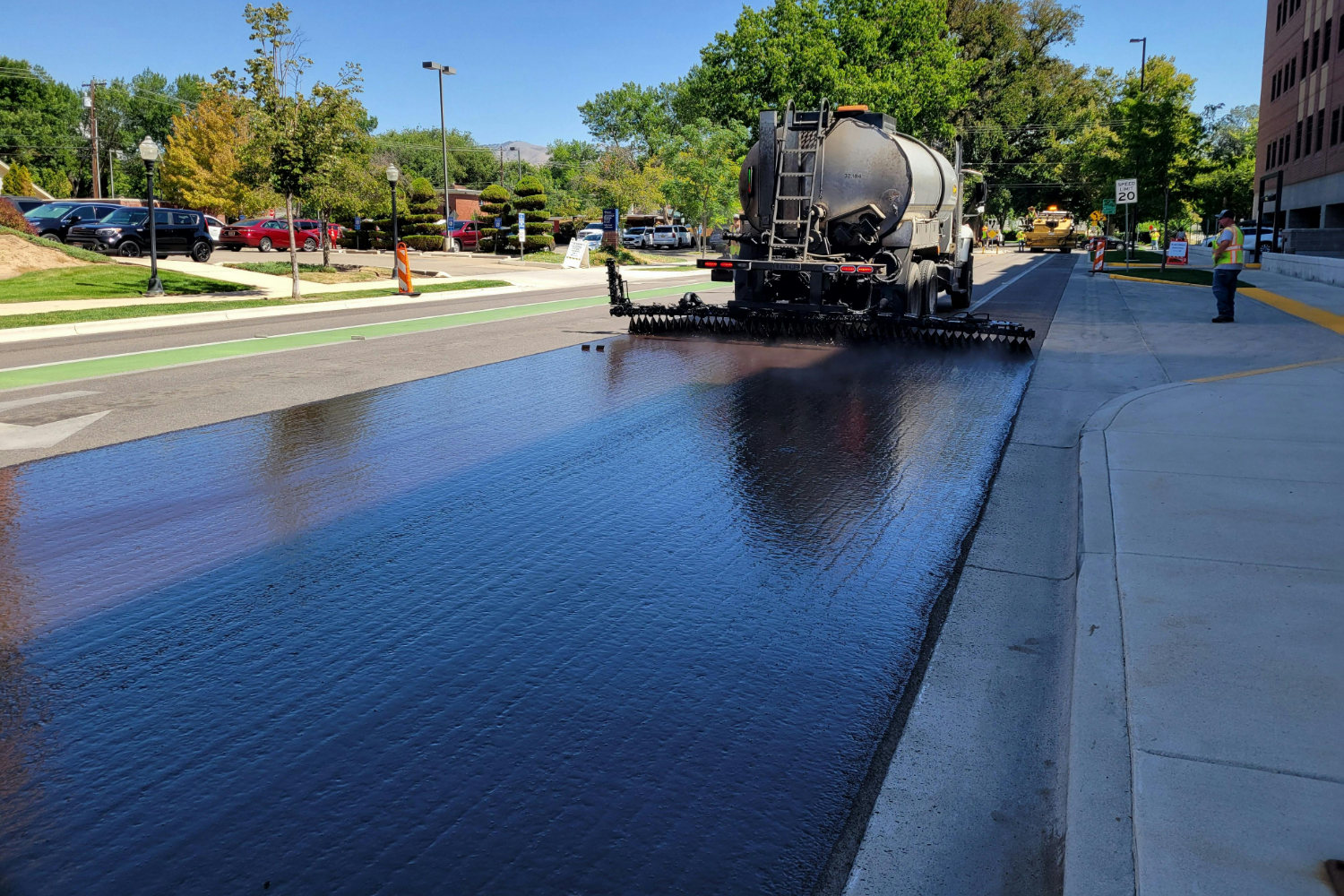 Sealcoating Frequency: How Often Should Michigan Lots Be Maintained?