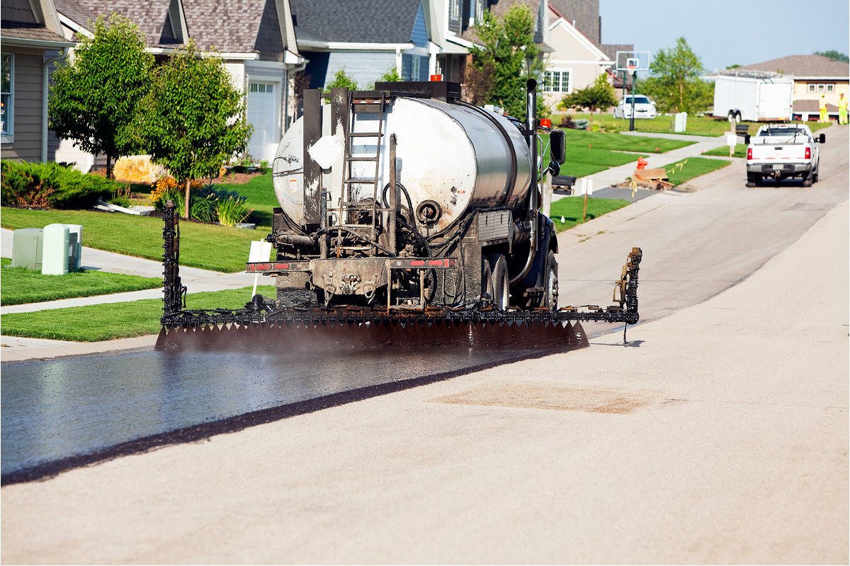 Choosing the Right Asphalt Solution for High-Traffic Areas