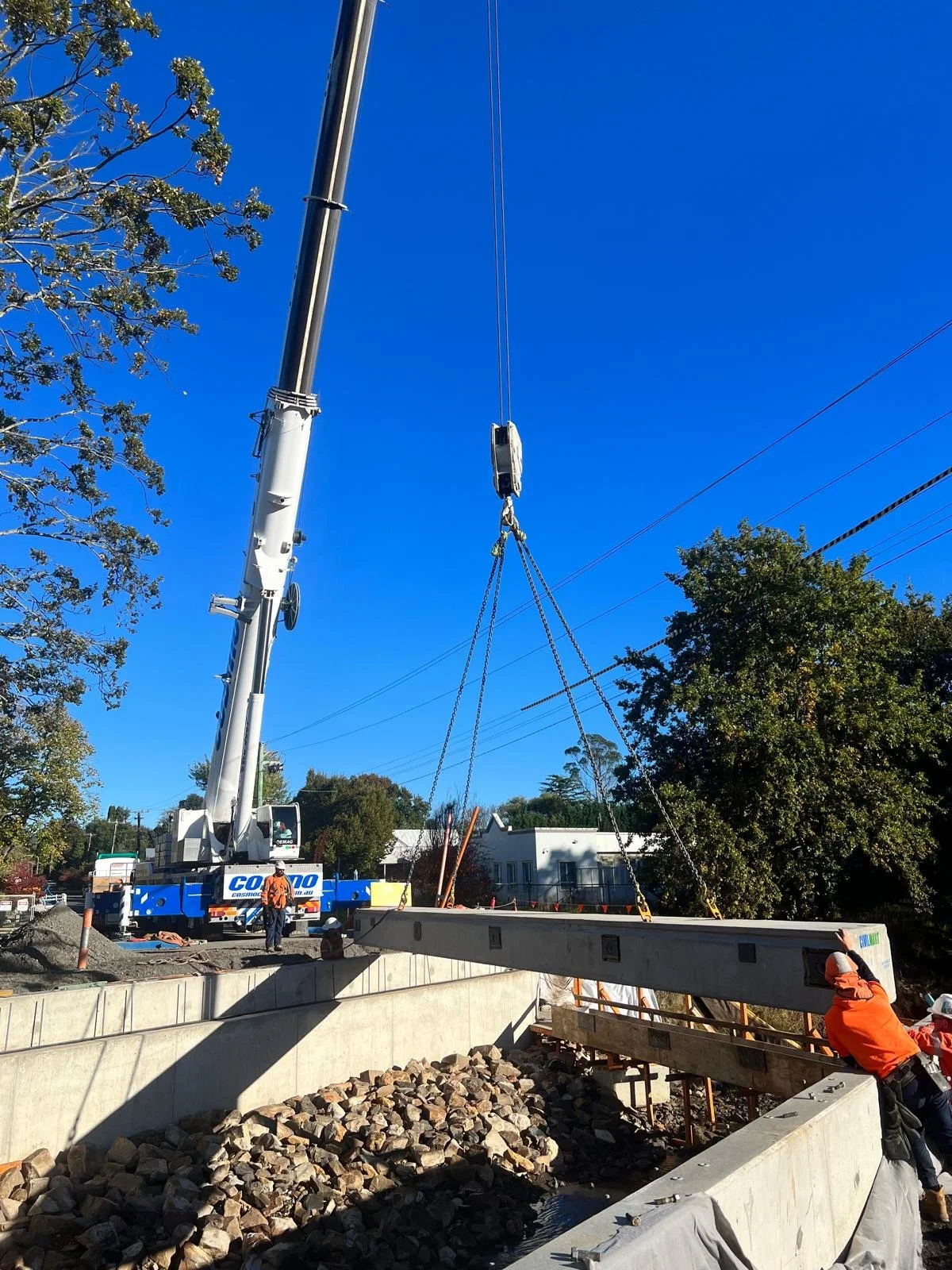 WhatsApp Image 2025-11-11 at 19.48.31_eca81b46.jpg